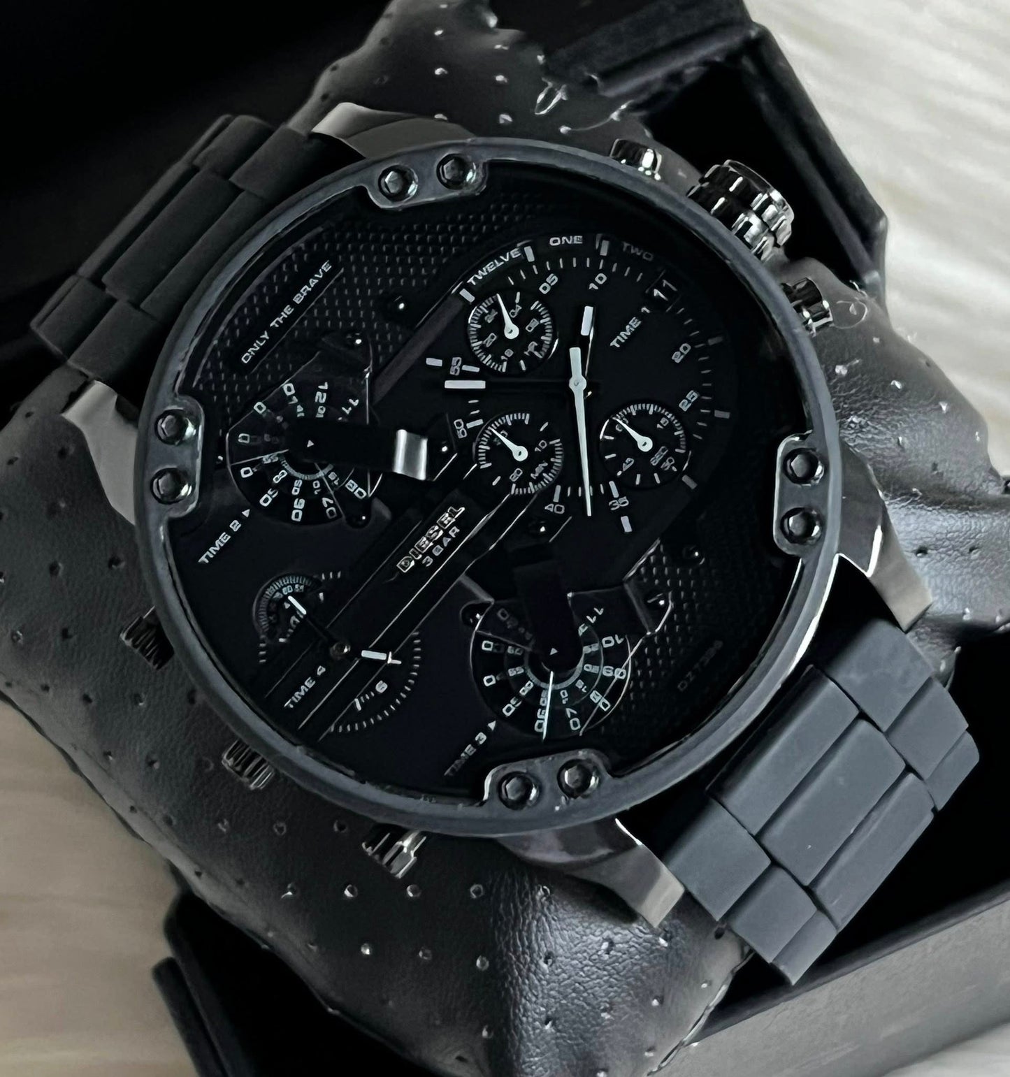 Diesel Men’s Mr. Daddy 2.0 Chronograph Black Dial Watch