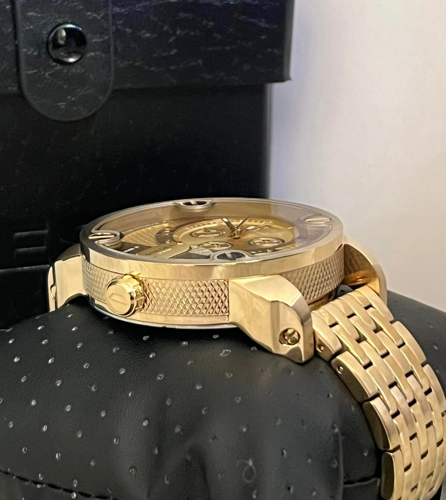 Diesel Men’s The Daddies Series Gold Analog Watch