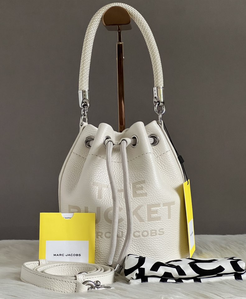 Marc Jacobs The Leather Bucket Bag