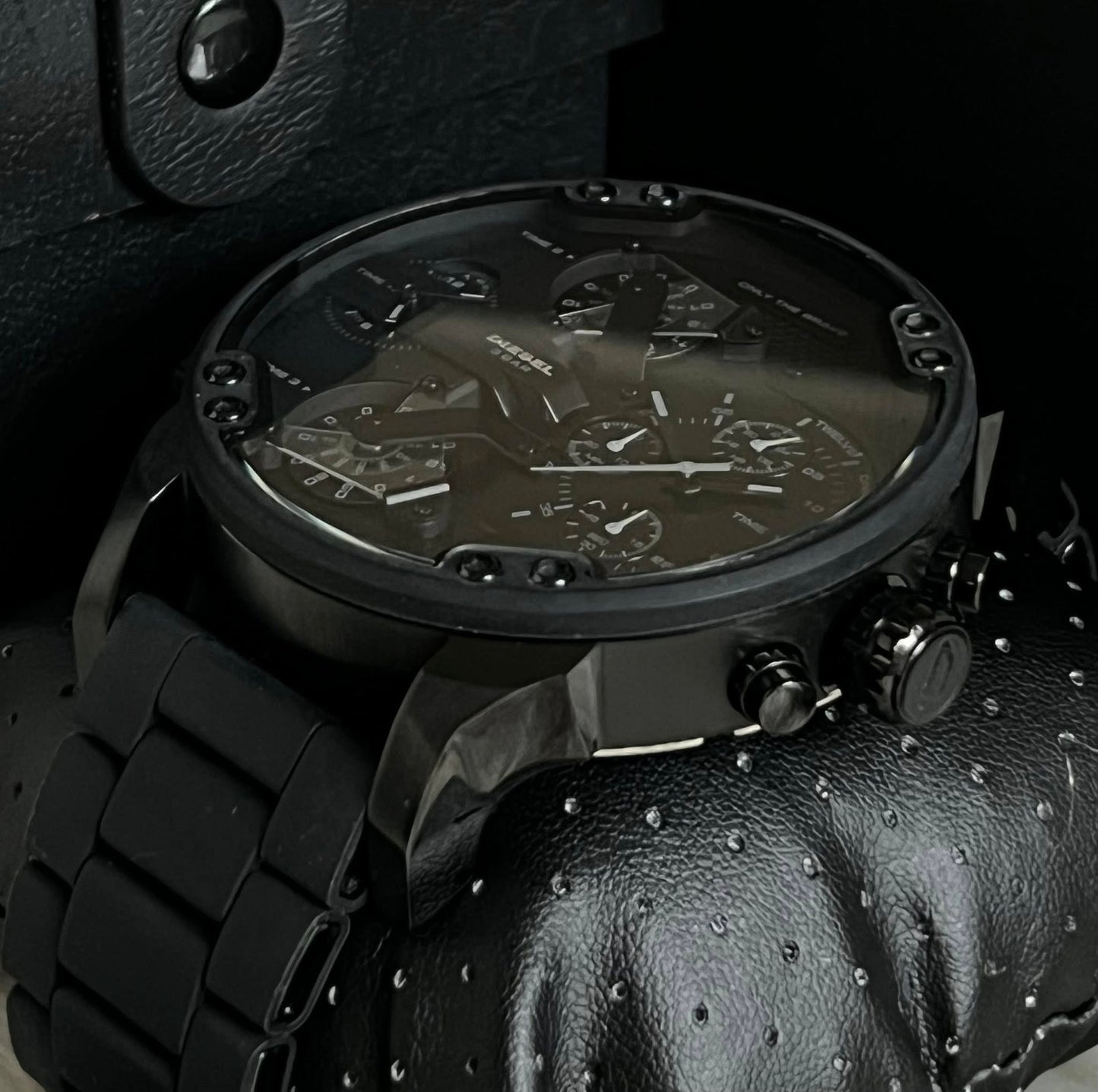 Diesel Men’s Mr. Daddy 2.0 Chronograph Black Dial Watch