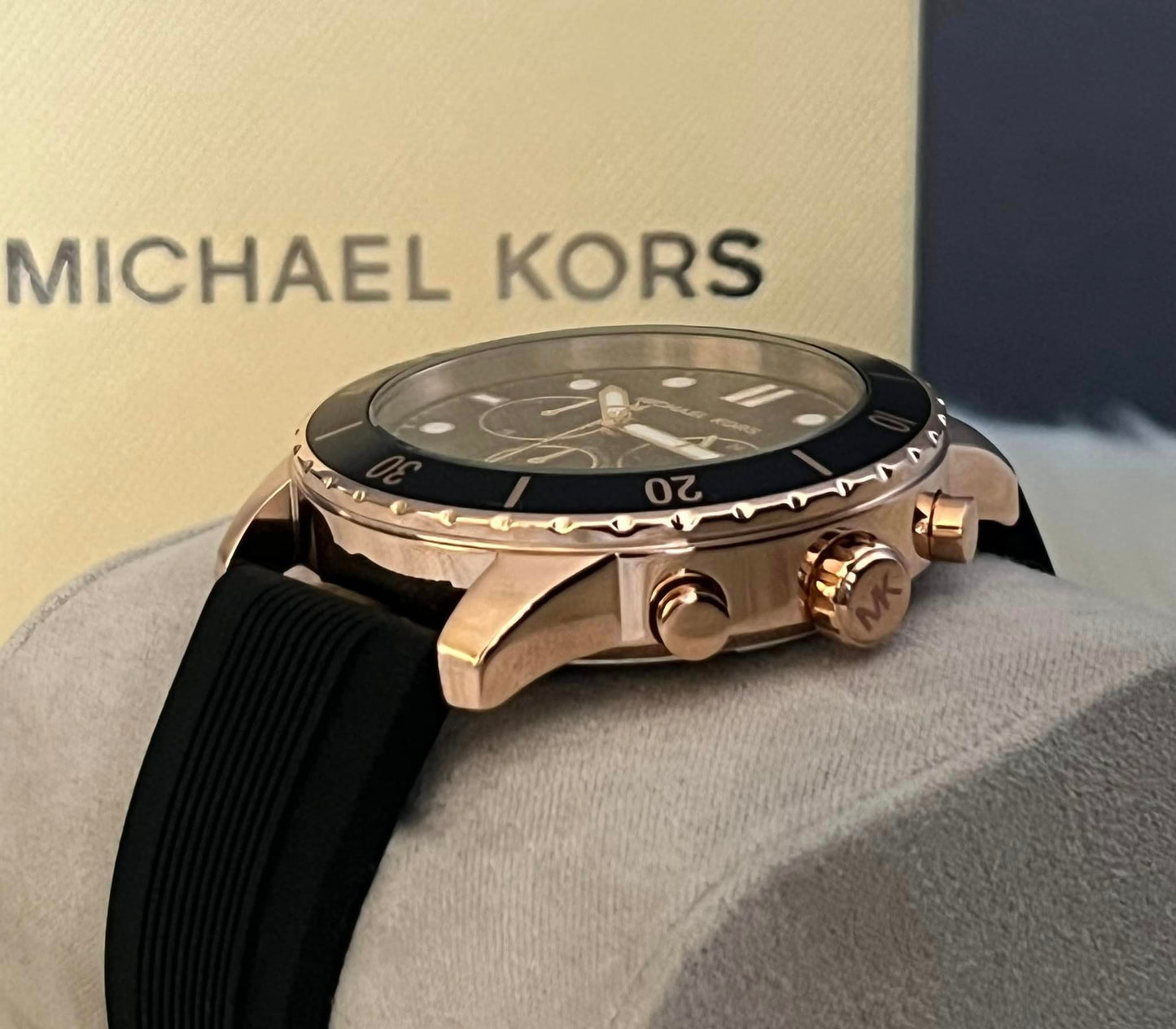 Michael Kors Men’s Oversized Oversized Cunningham Rose Gold-Tone Silicone Watch