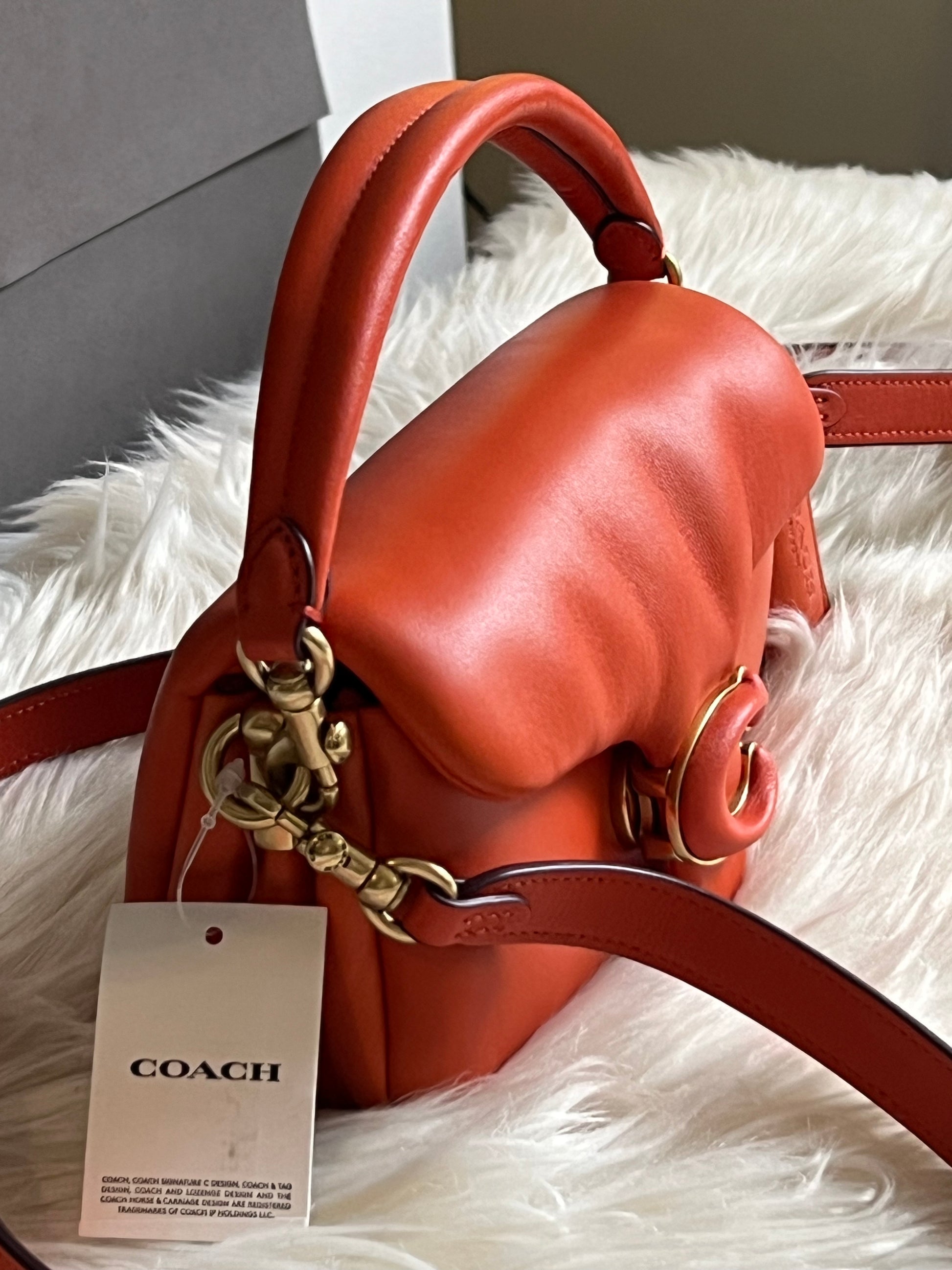 Coach Pillow Tabby 18 Sun Orange, Unboxing, Review & Styling