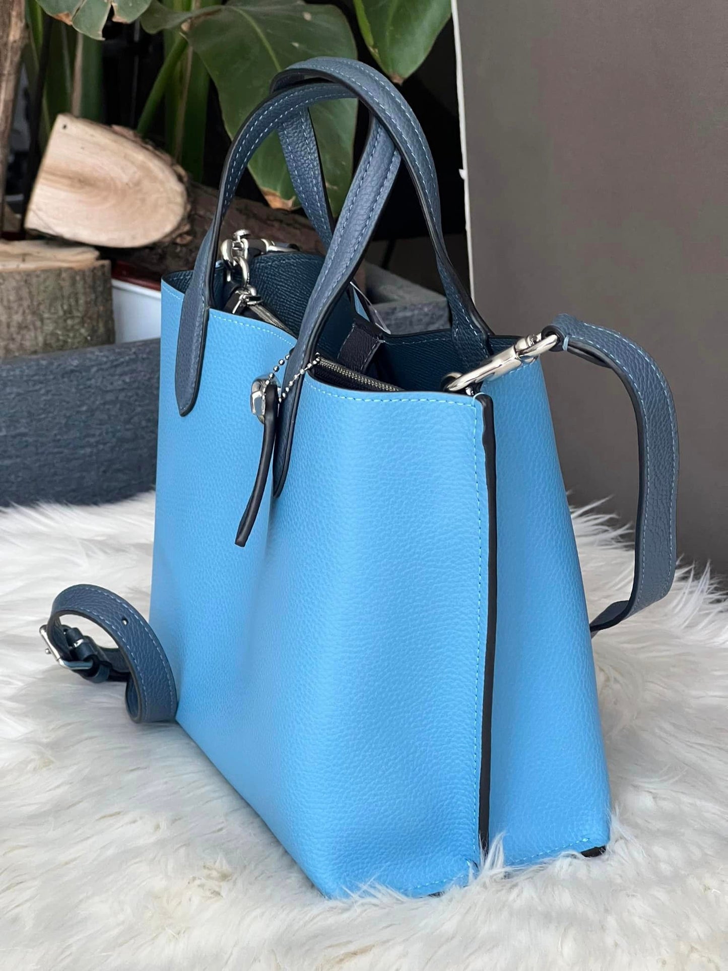 Coach Willow Tote 24 in Colorblock