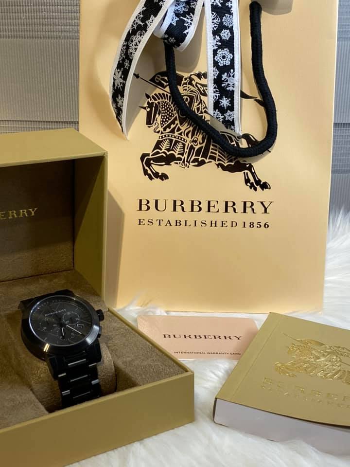 Burberry men's clearance stainless steel watch