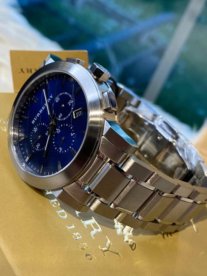 Burberry blue face discount watch