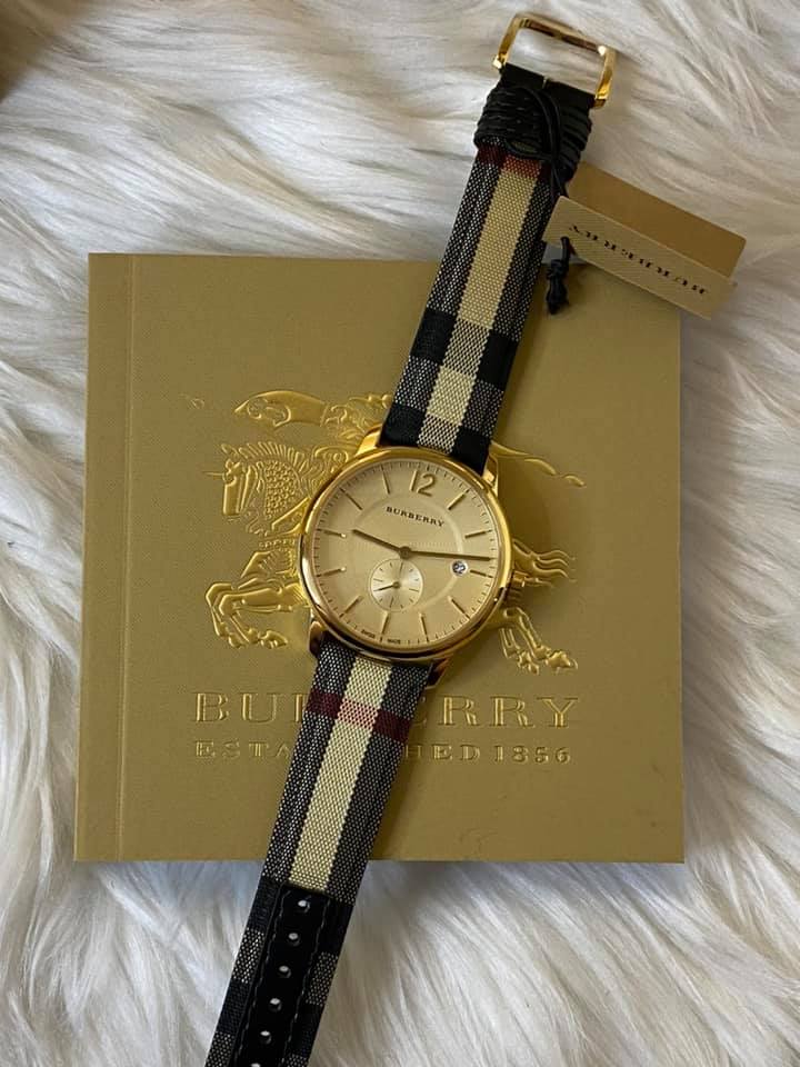 Vintage 2024 burberry watch