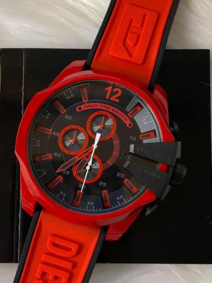 Mega chief chronograph discount red silicone watch