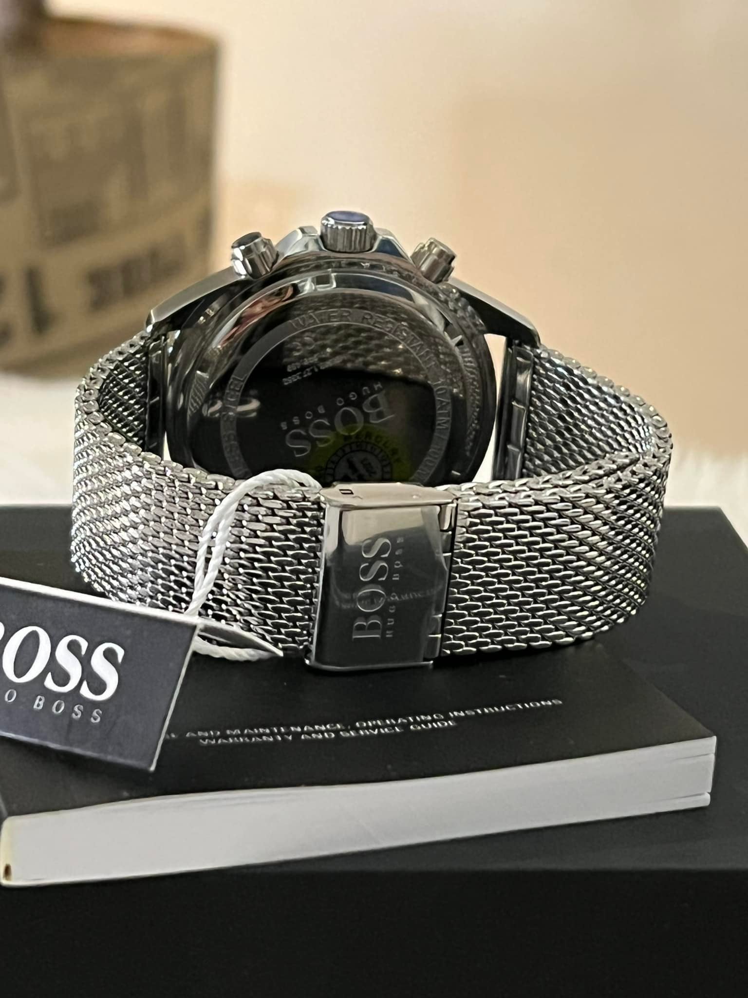 Hugo boss clearance watch back removal