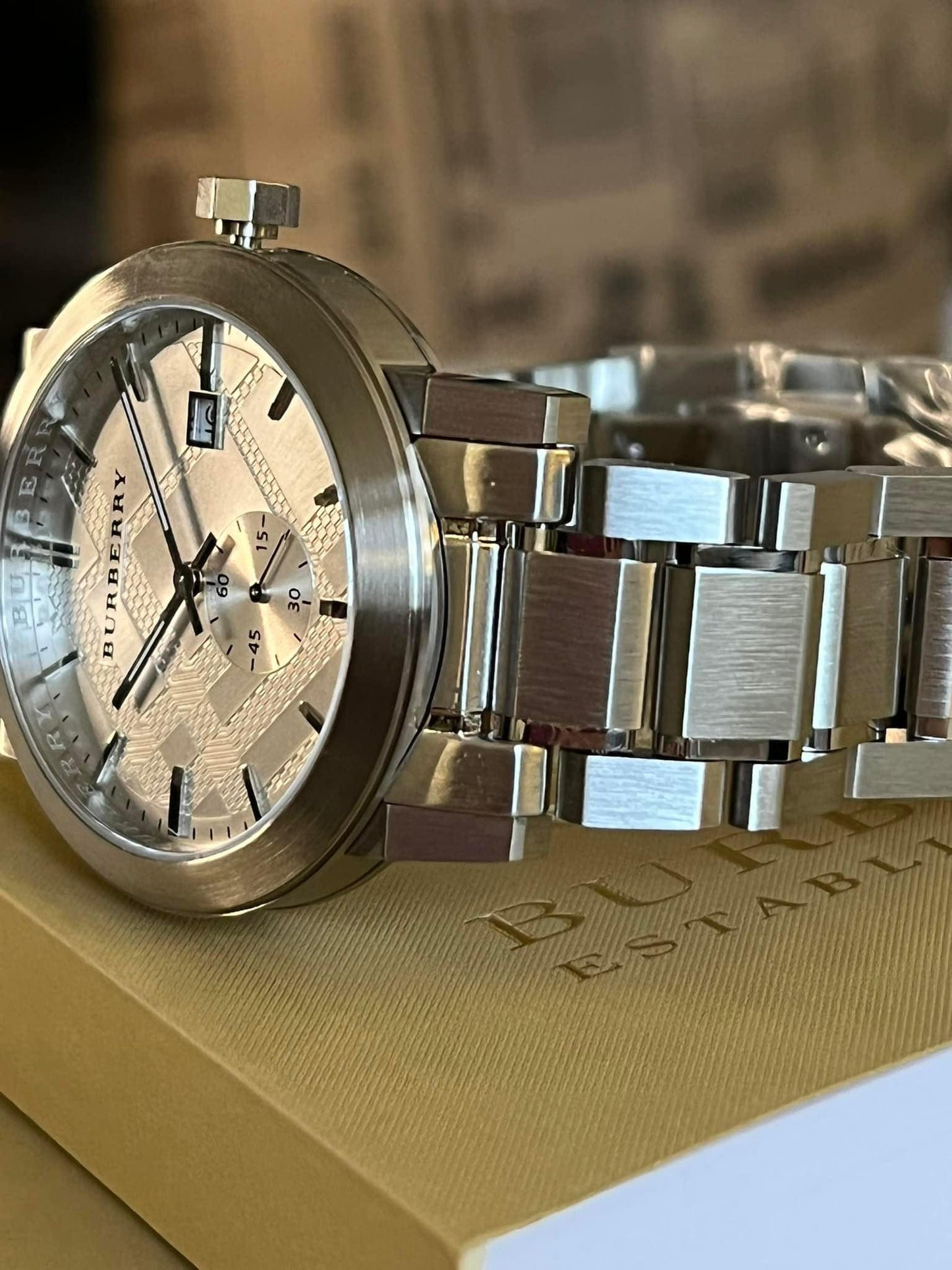 Burberry Men’s The City Silver Dial Steel Watch