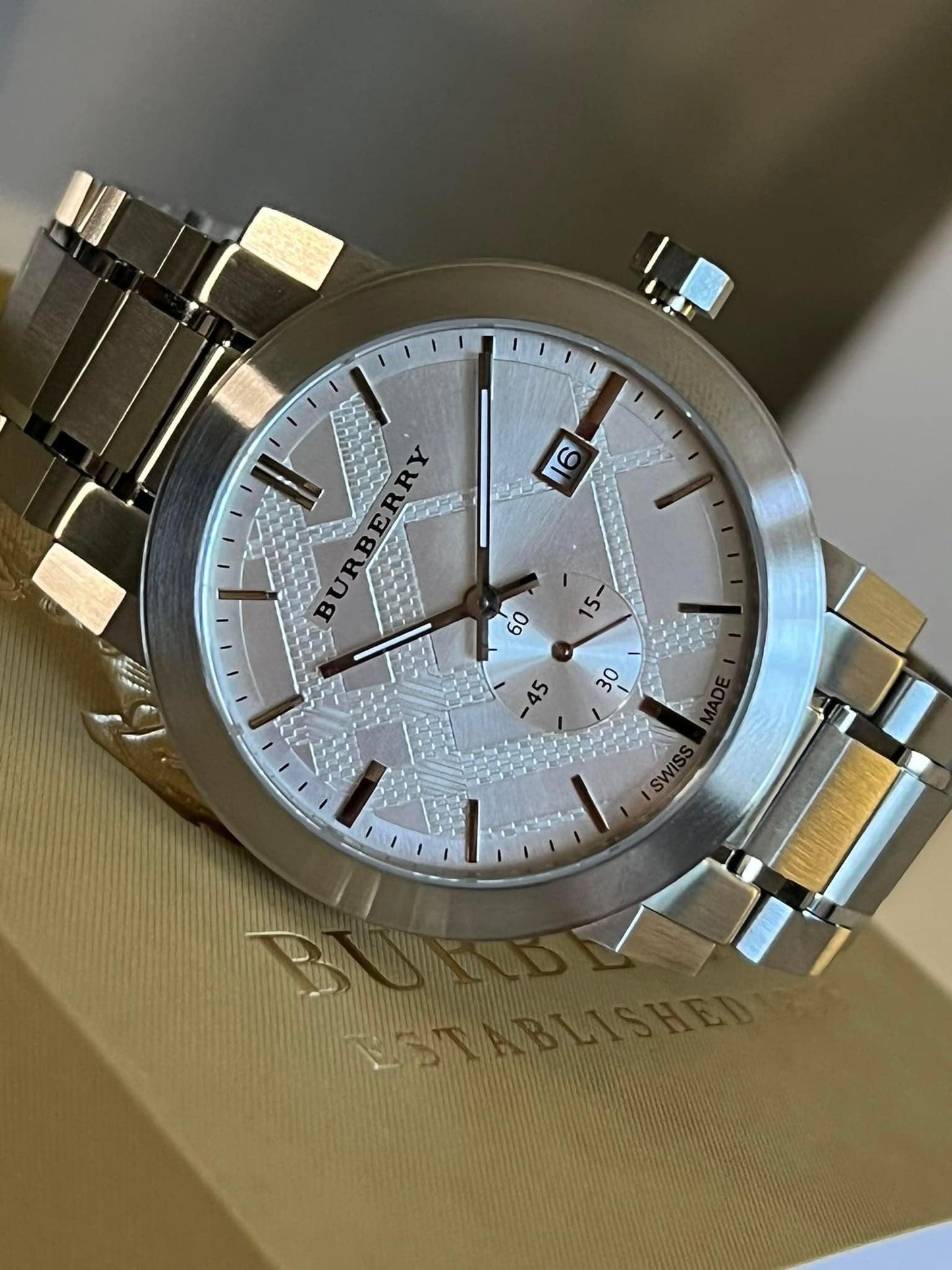 Burberry Men’s The City Silver Dial Steel Watch