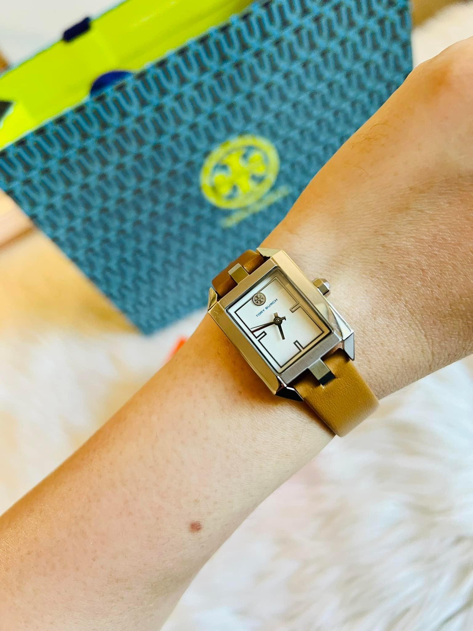 Tory burch 2024 dalloway watch gold