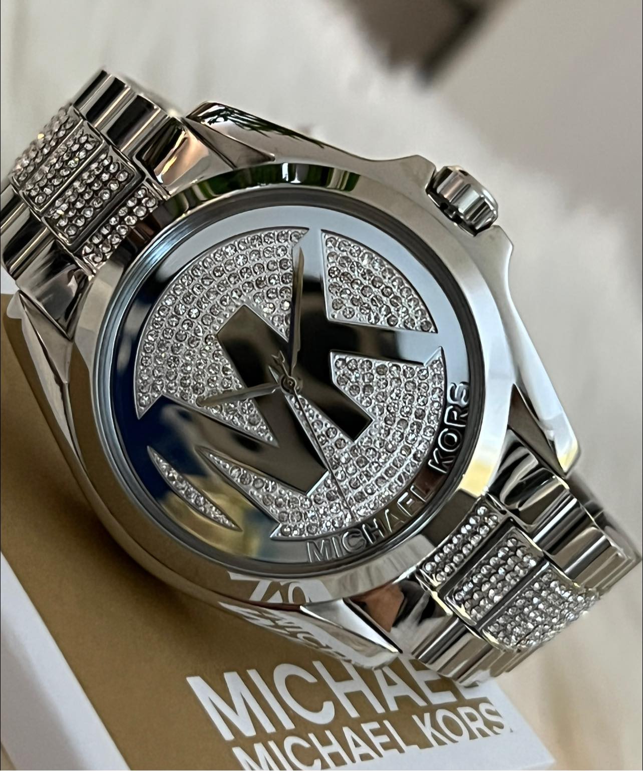 Michael kors bradshaw on sale silver tone watch