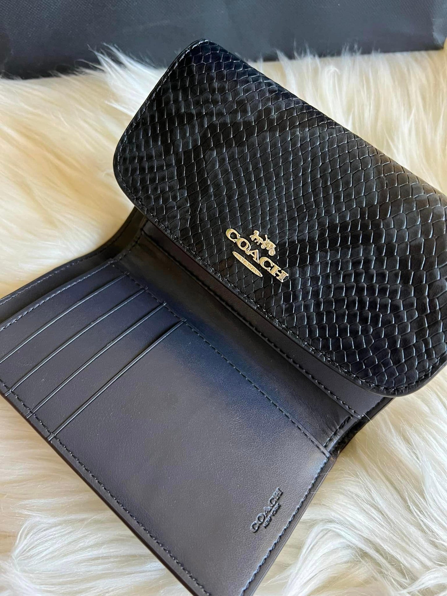 Coach Medium Envelope Wallet