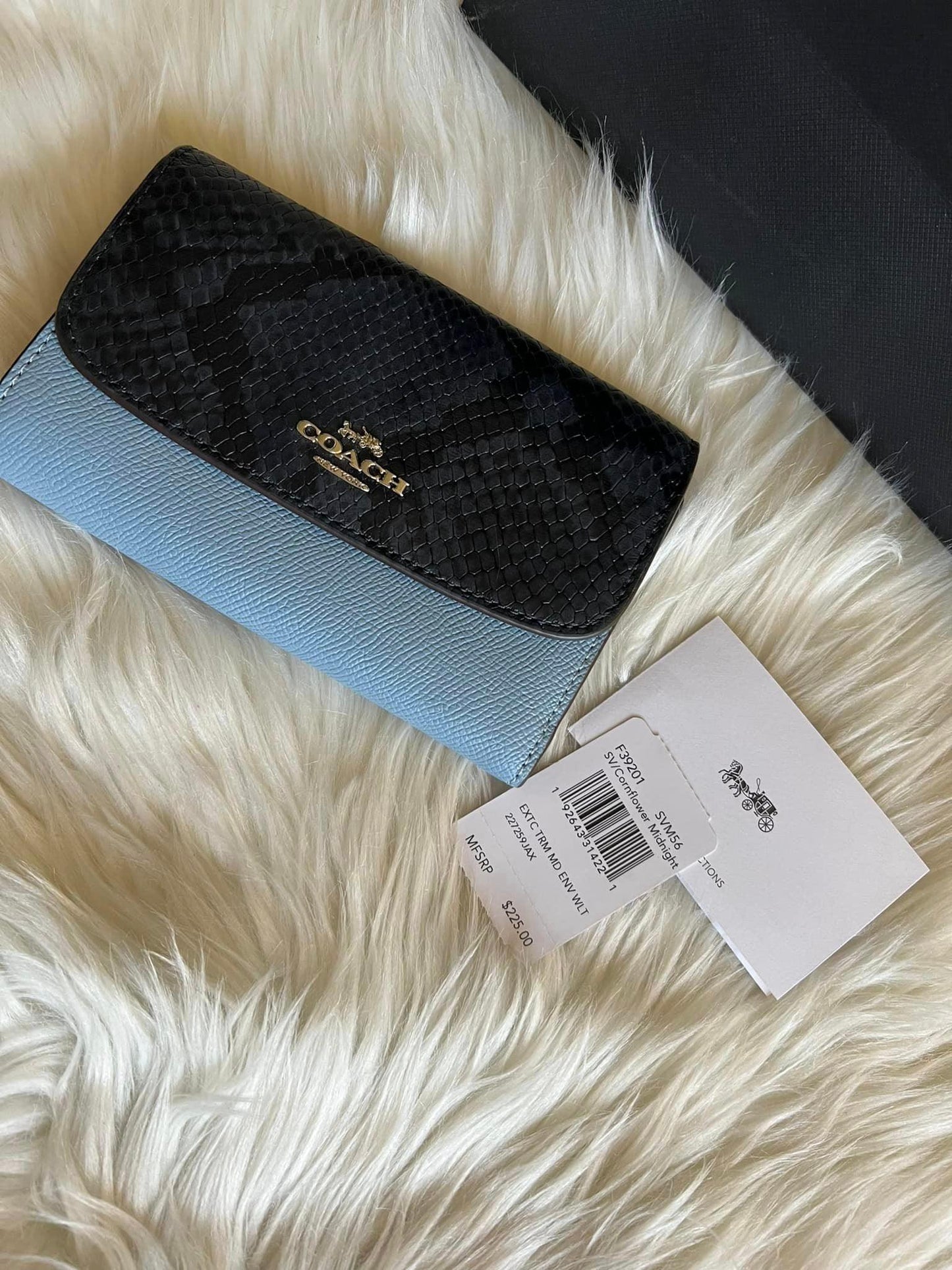 Coach Medium Envelope Wallet