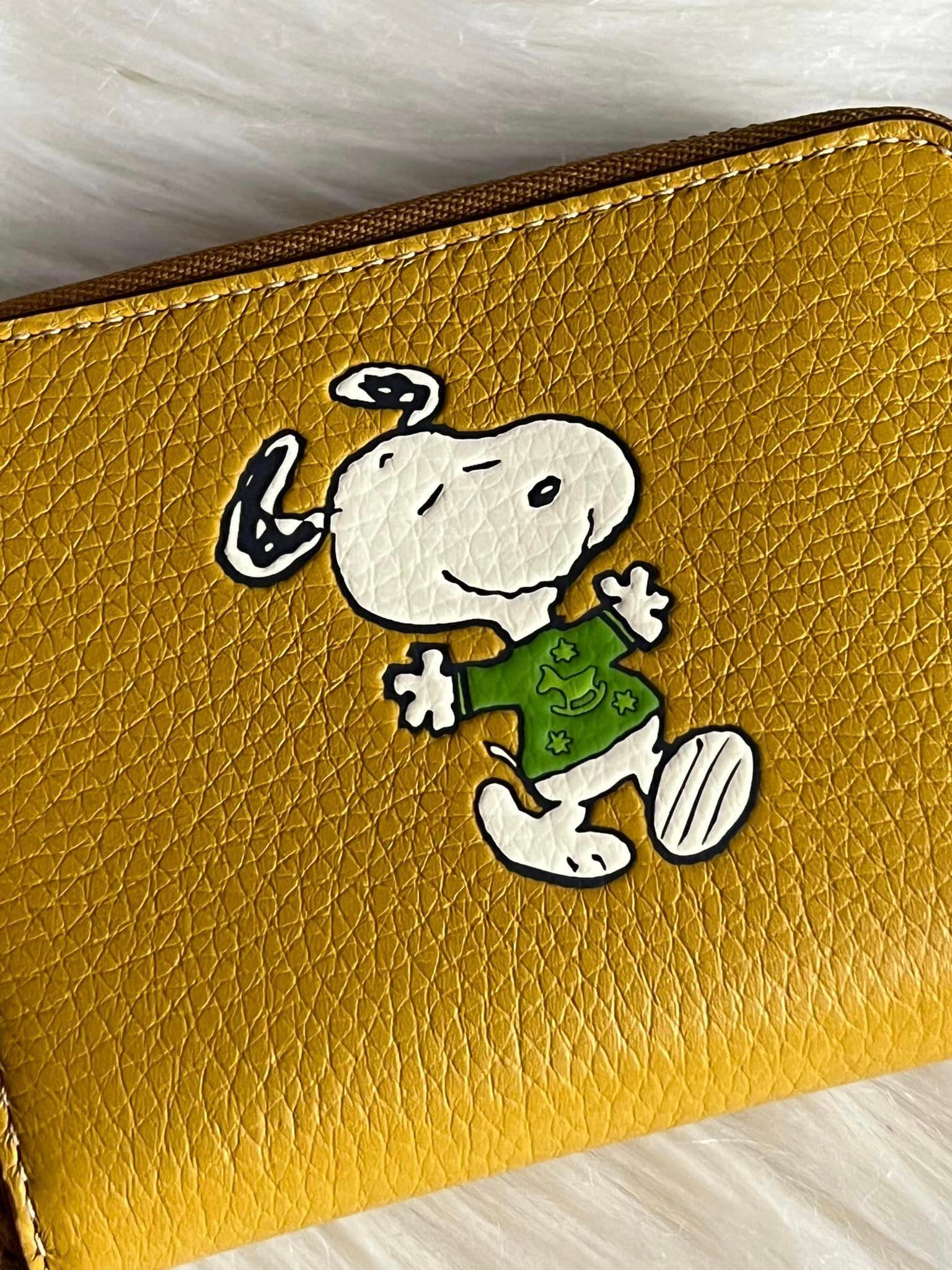 Coach X Peanuts Small Zip Around Wallet With Snoopy Walk Motif newest