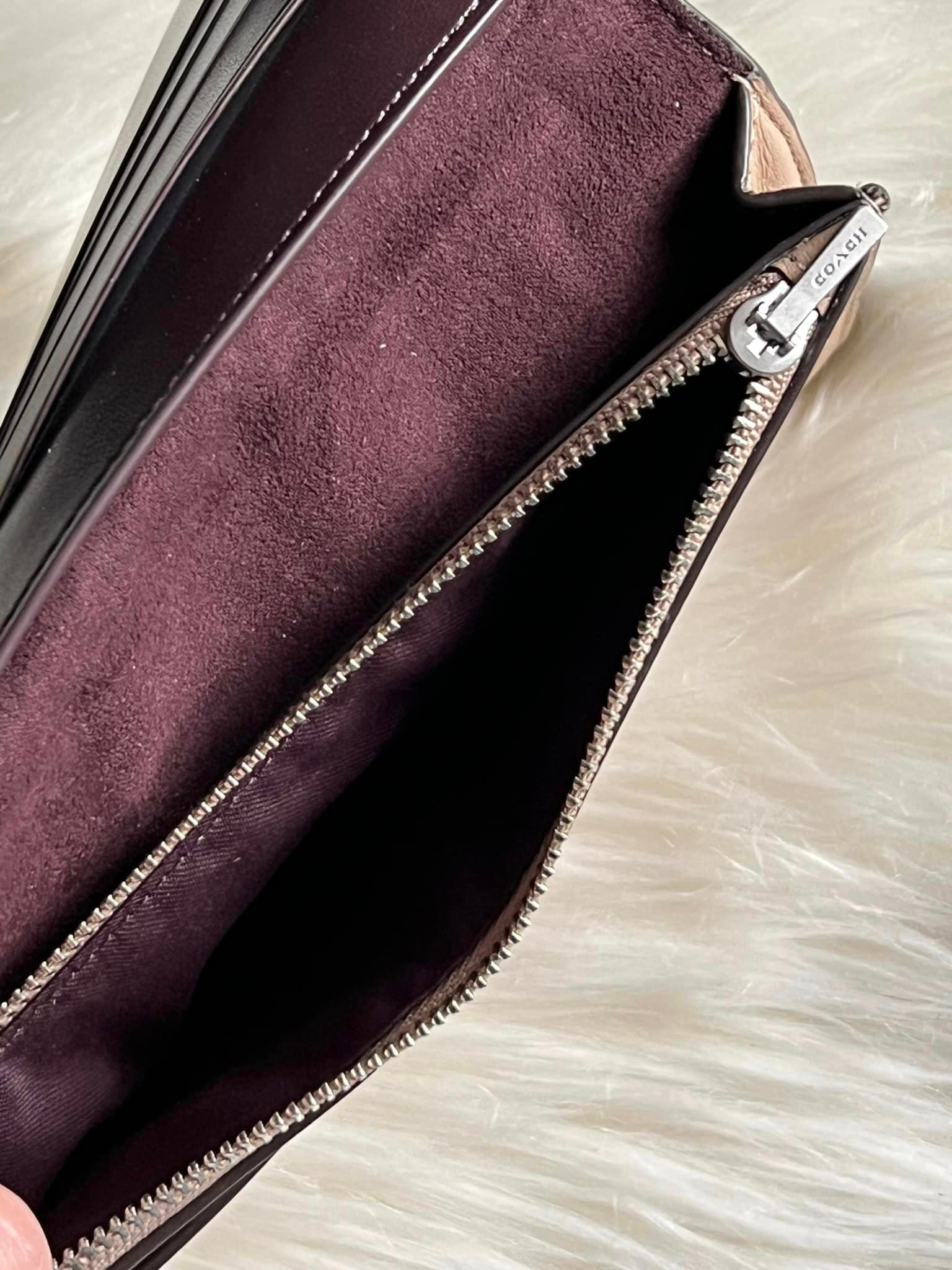 Burgundy hot sale coach wallet