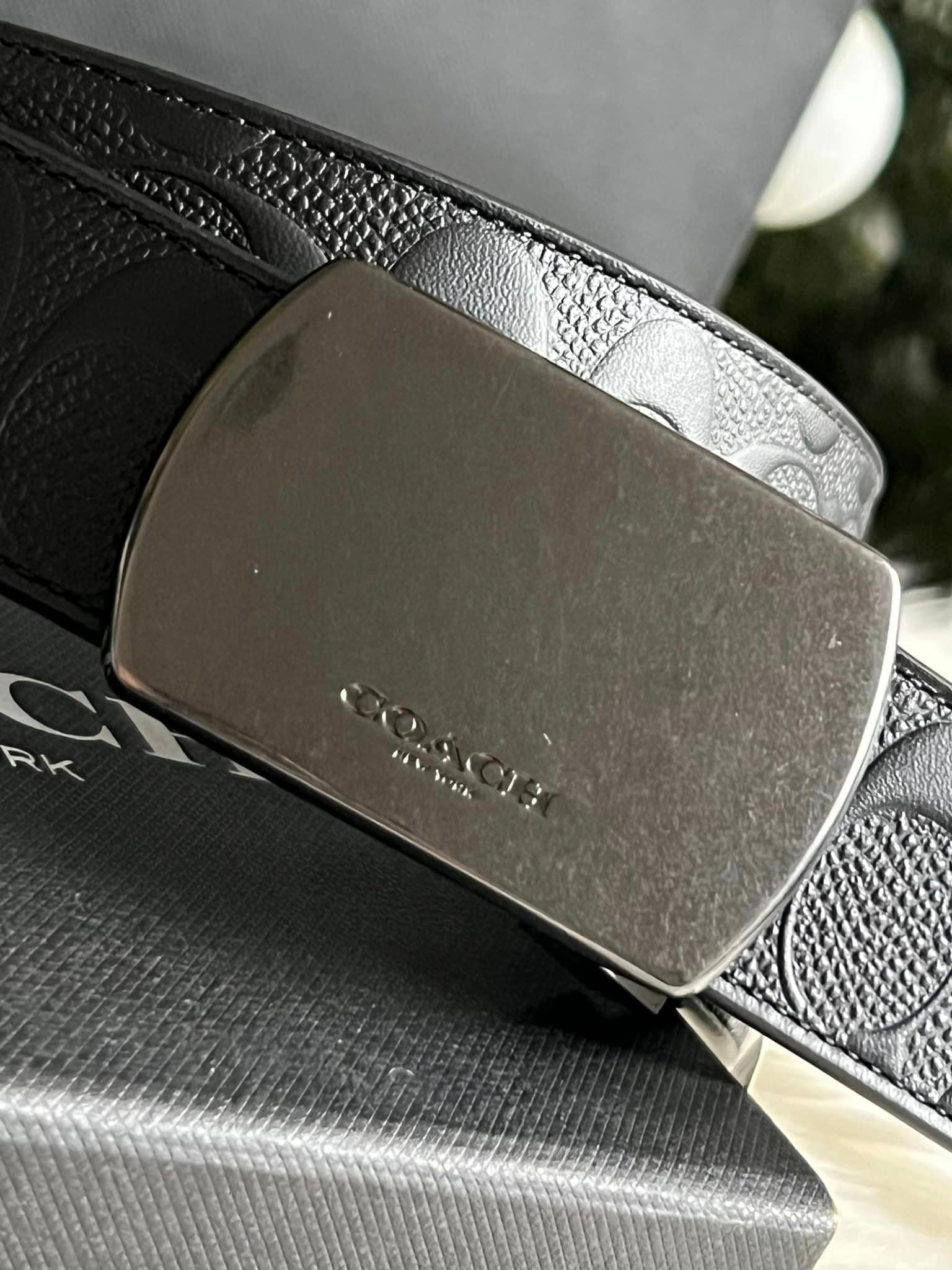 COACH®  Plaque Buckle Cut To Size Reversible Belt, 38 Mm