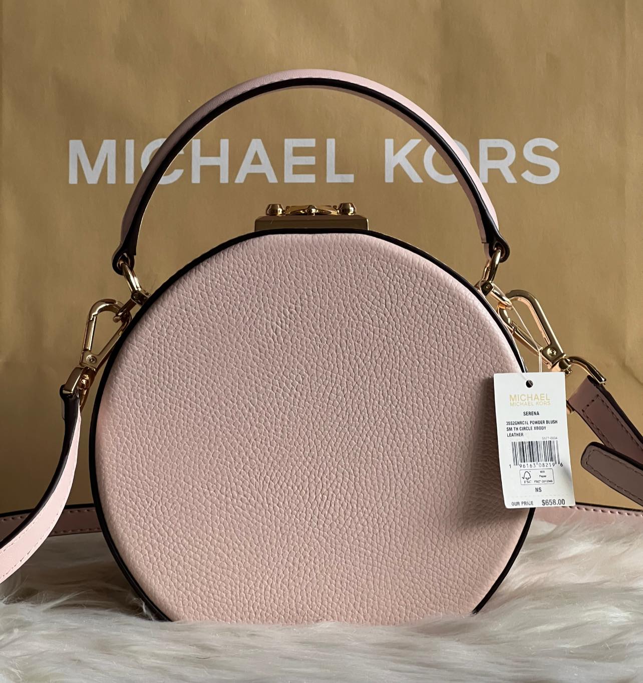 Michael Kors Serena Shoulder Bag, Luxury, Bags & Wallets on Carousell