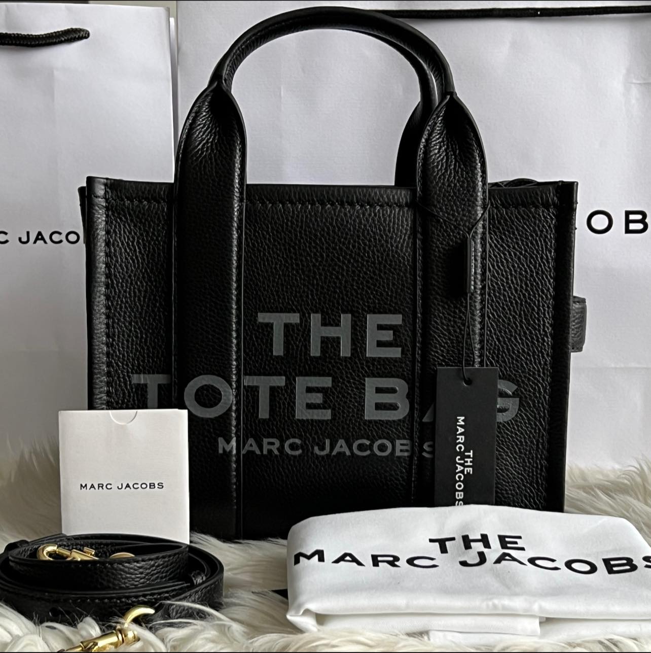 Marc Jacobs The Leather Mini Tote Bag – Club de Mode