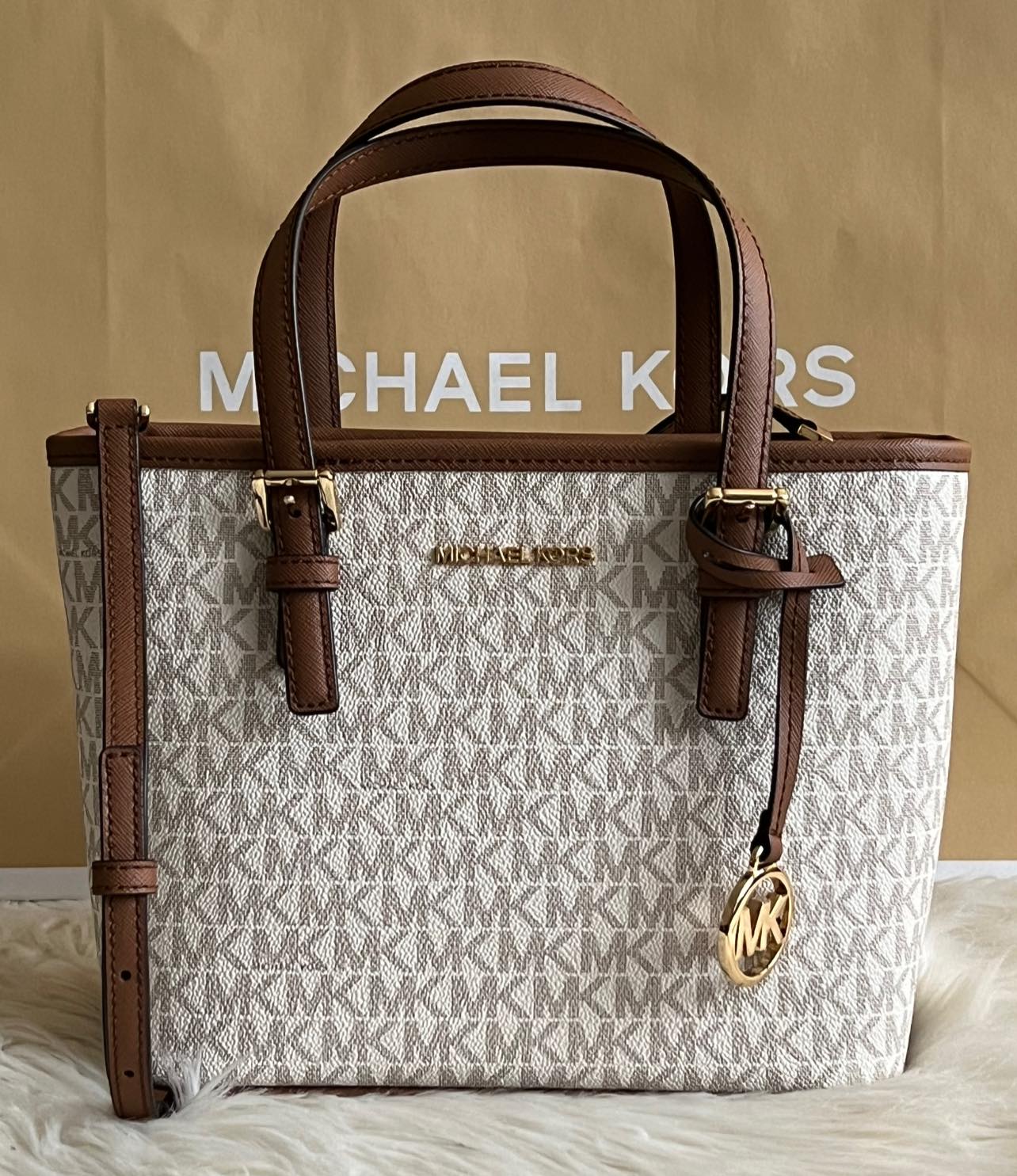 Michael Kors Jet Set XS Logo Top-Zip Tote Bag – Club de Mode