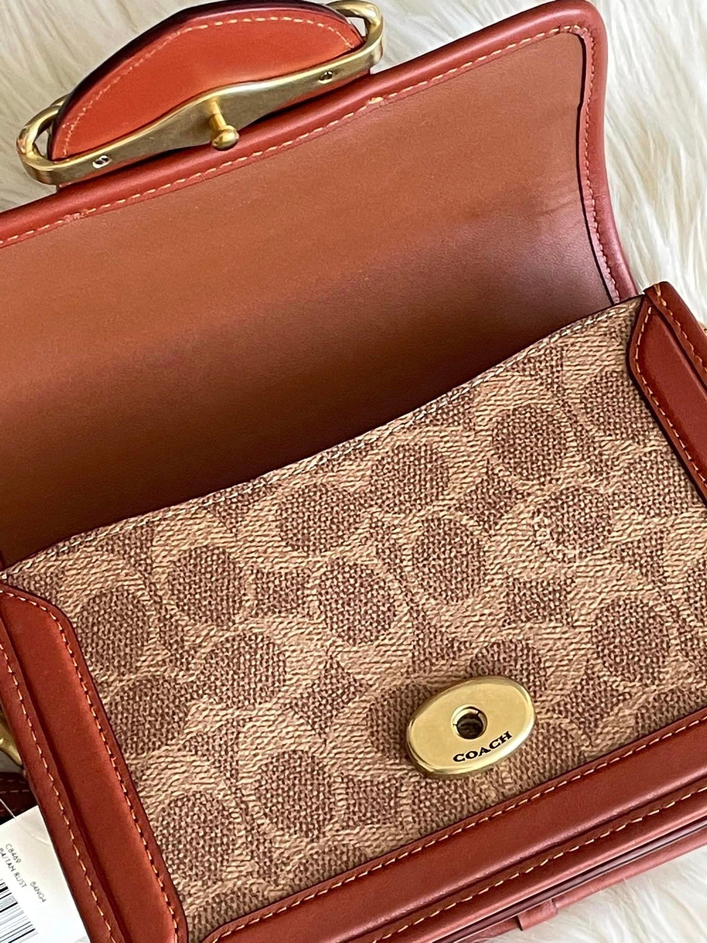 Coach Hero Crossbody in Signature Canvas