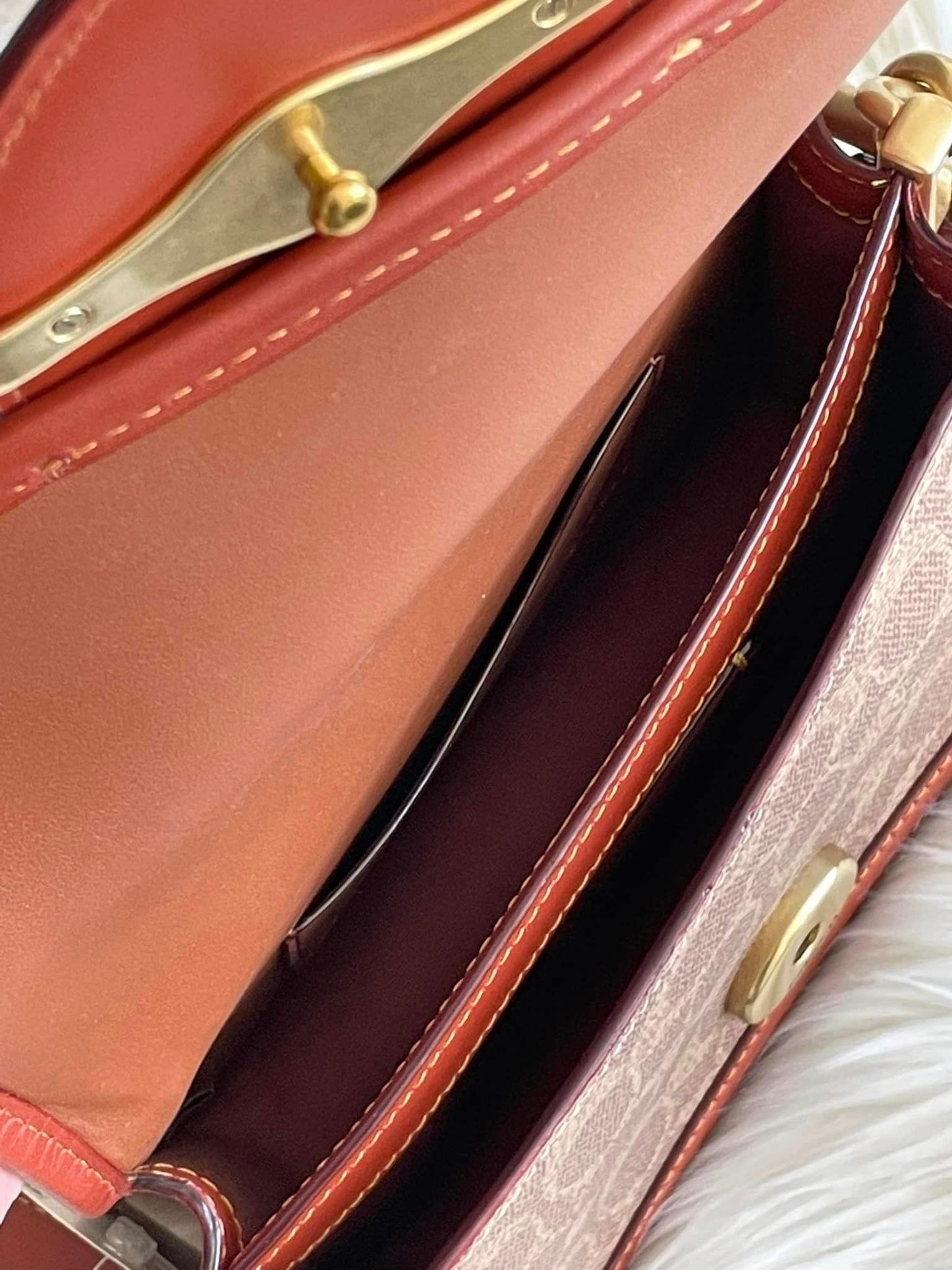 Coach Hero Crossbody in Signature Canvas