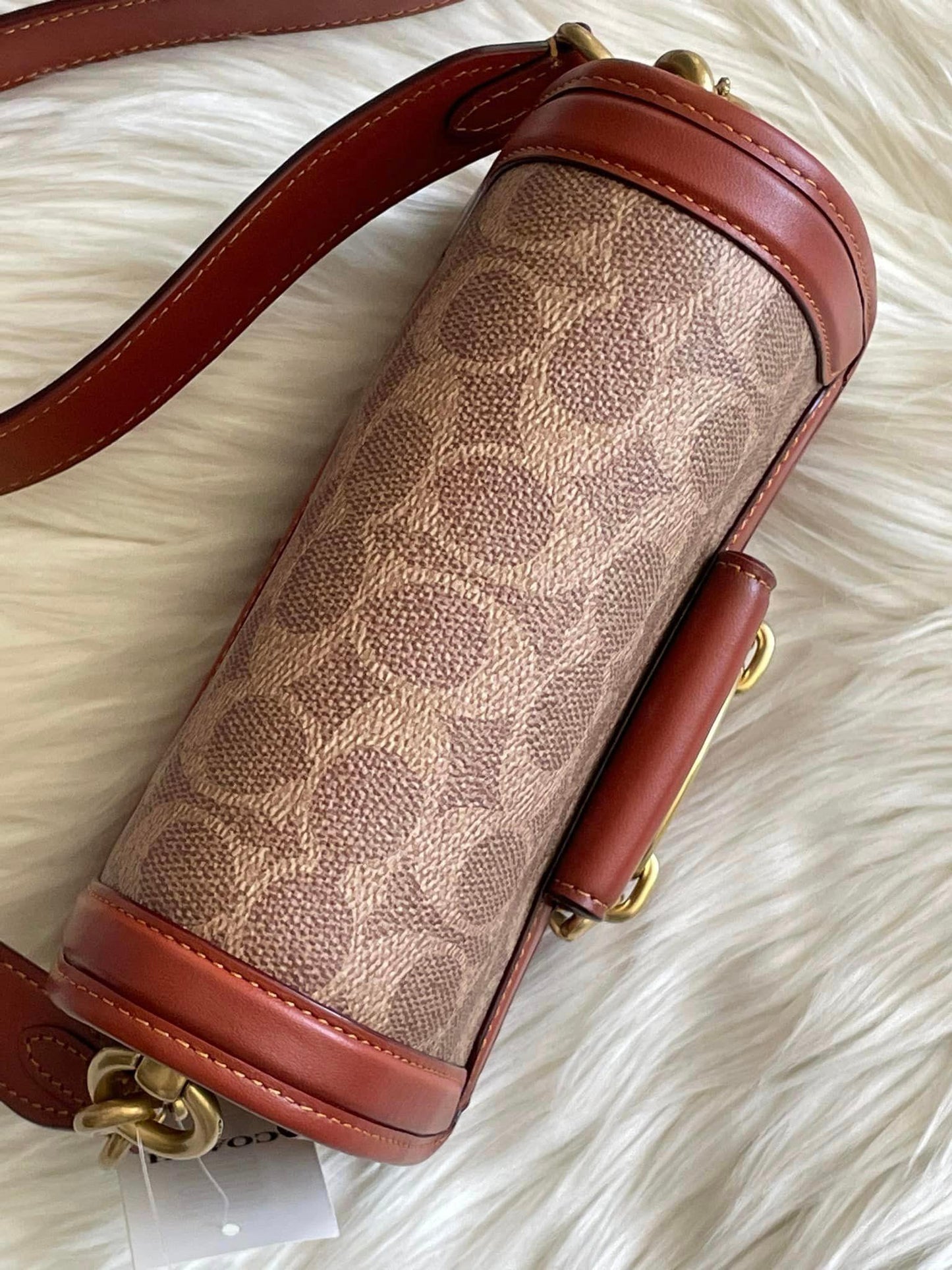 Coach Hero Crossbody in Signature Canvas