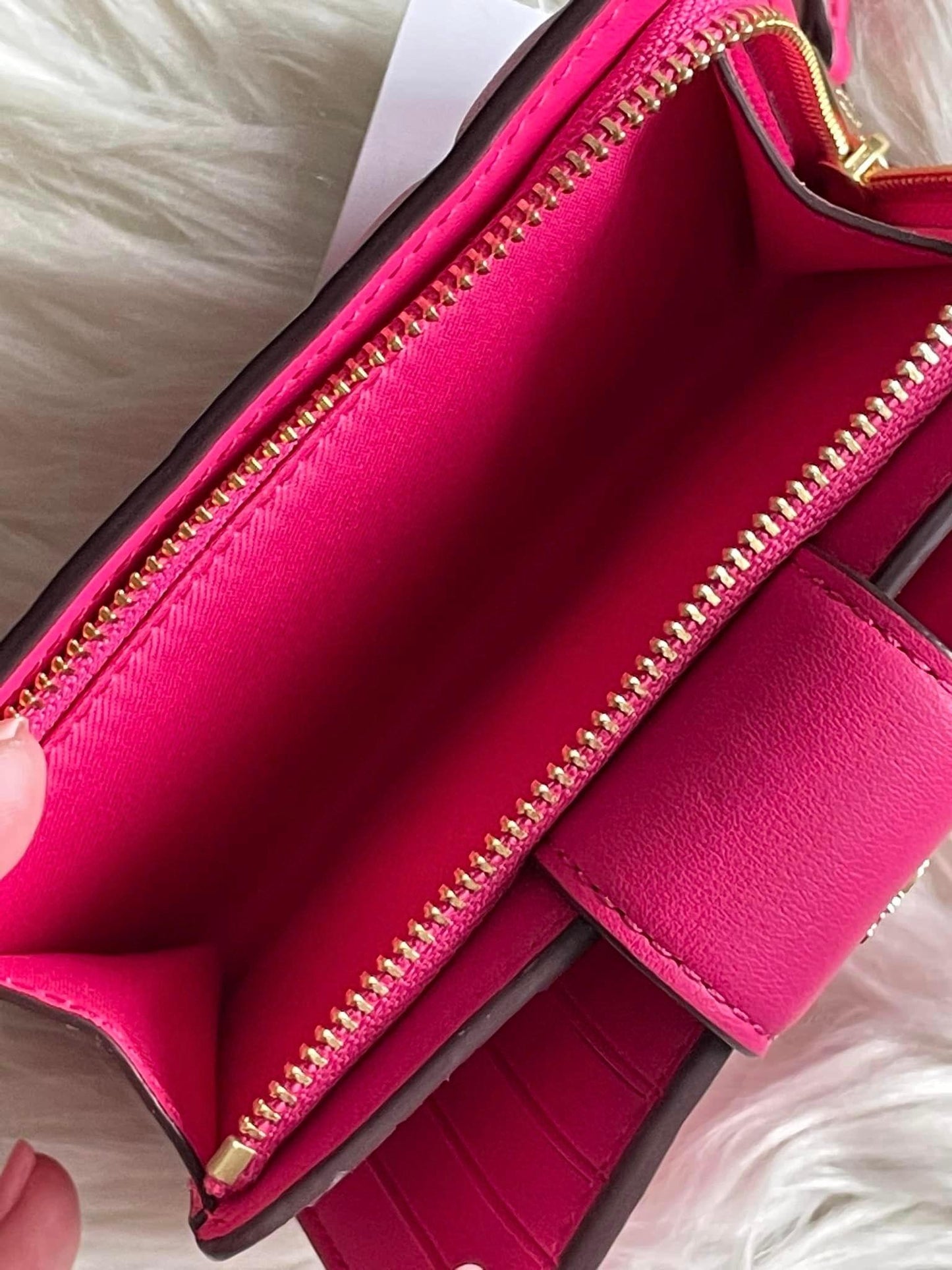 Coach Medium Corner Zip Wallet with Quilting