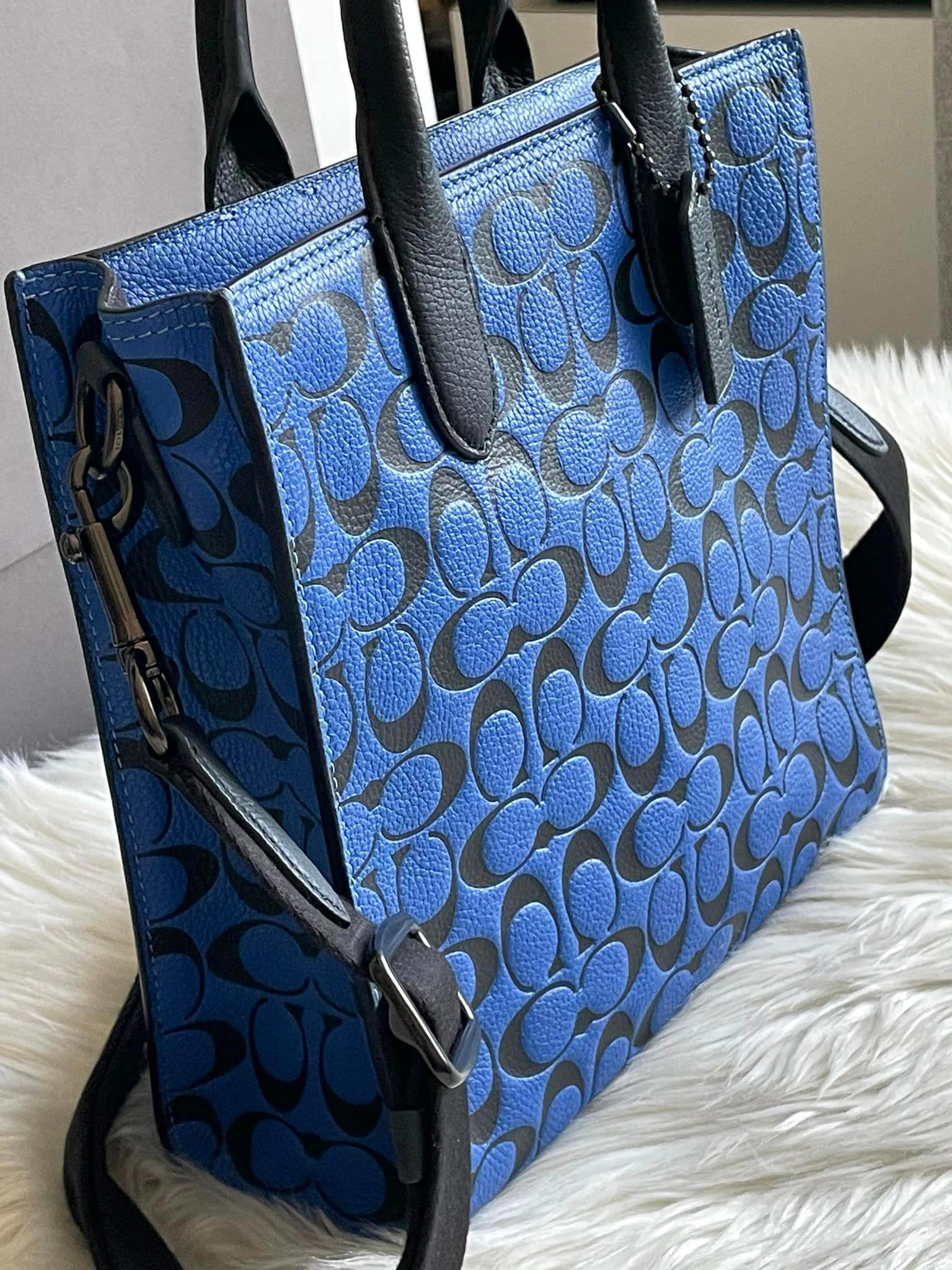 Coach chambray tote 34 hot sale