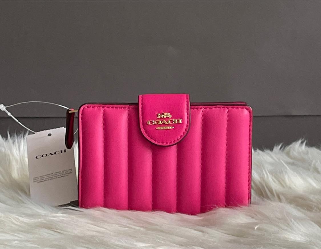Coach Medium Corner Zip Wallet with Quilting