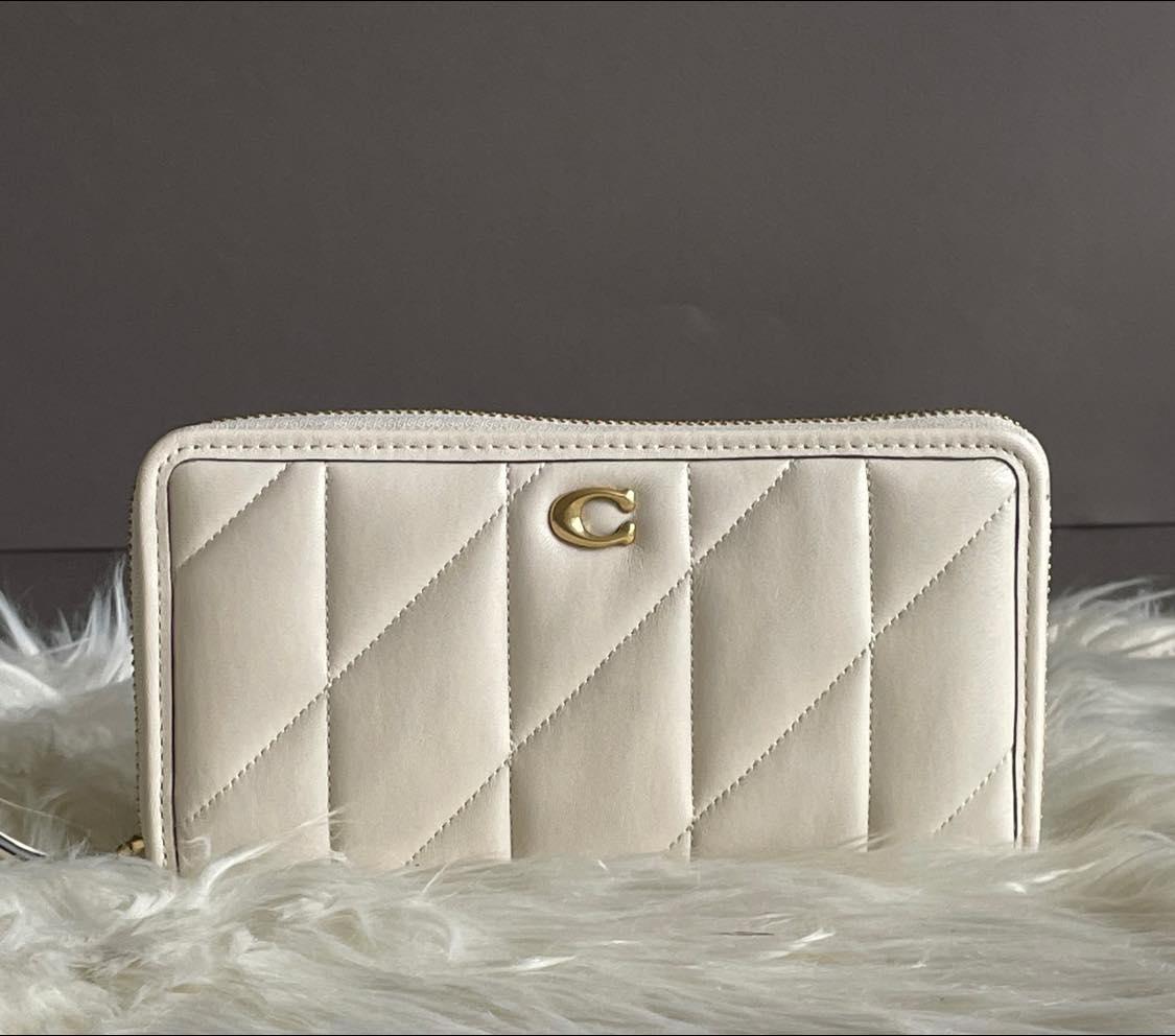 High quality New Coach Accordion Zip Chalk Wallet