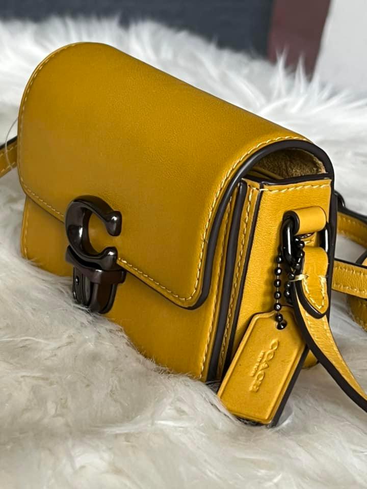 Coach Studio 12
