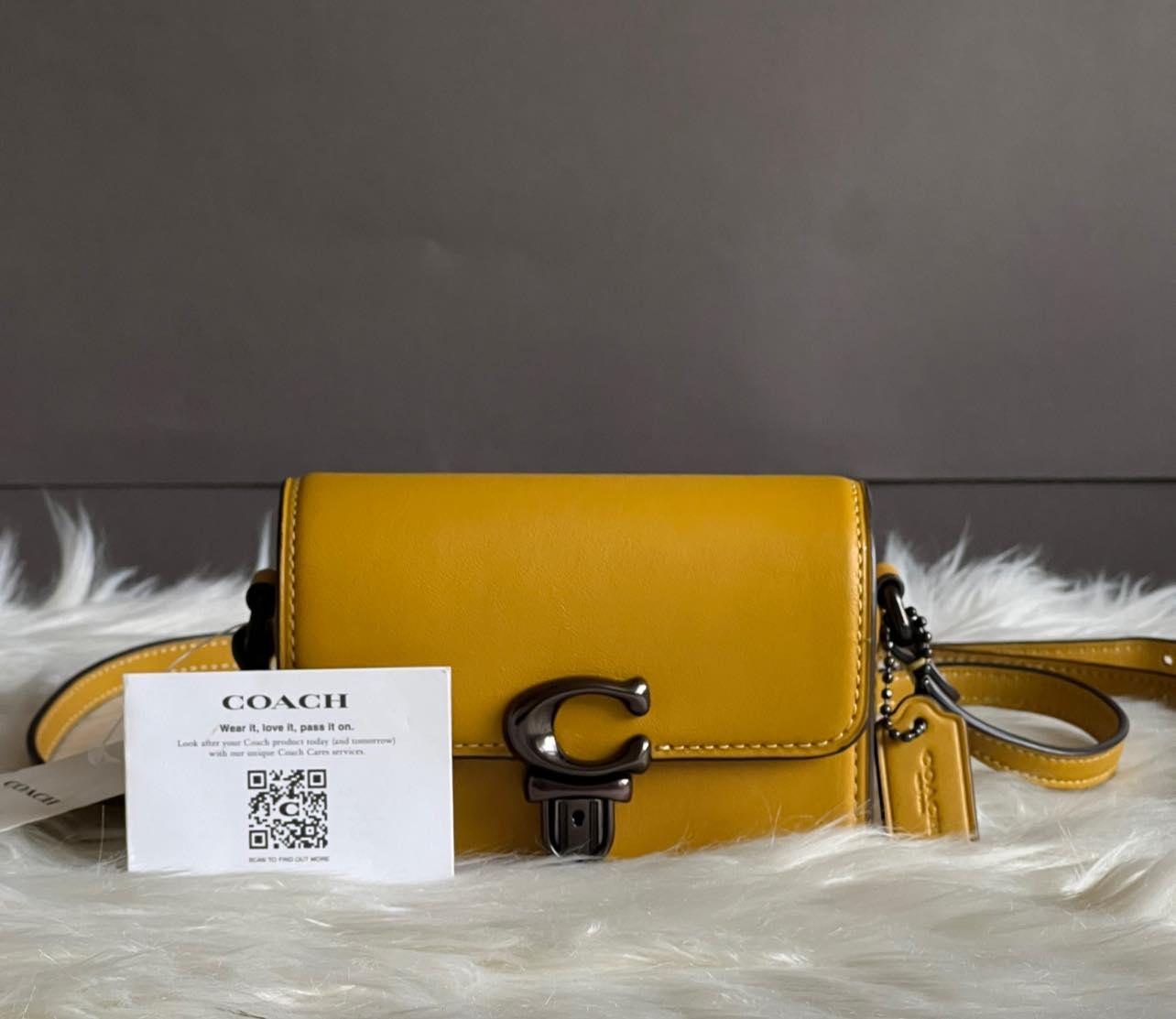Coach Studio 12