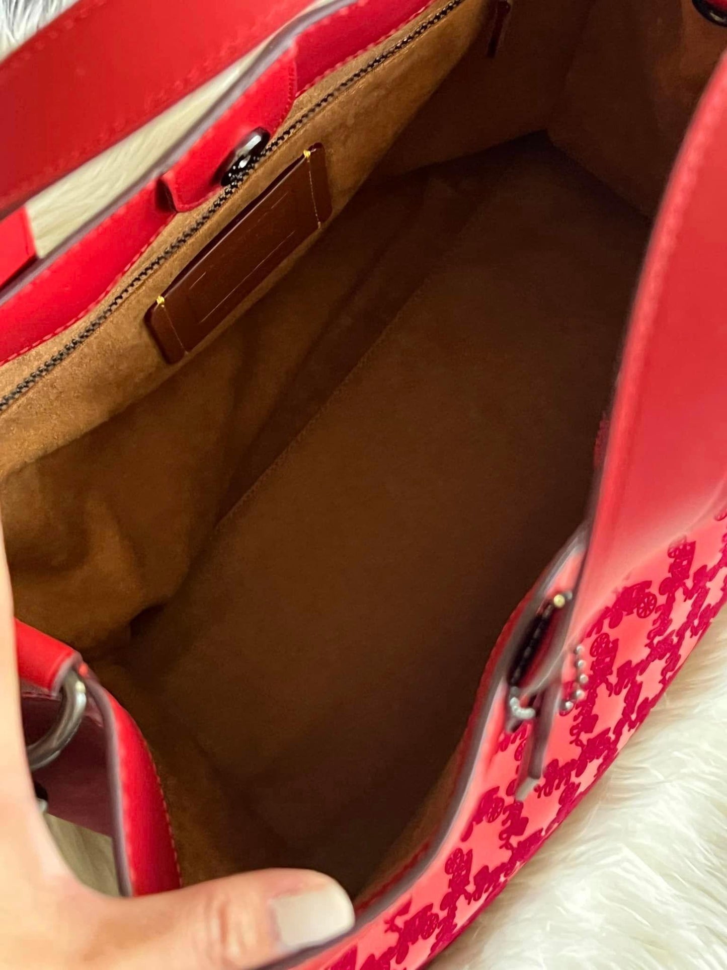 Coach Field Tote 40 with Horse and Carriage