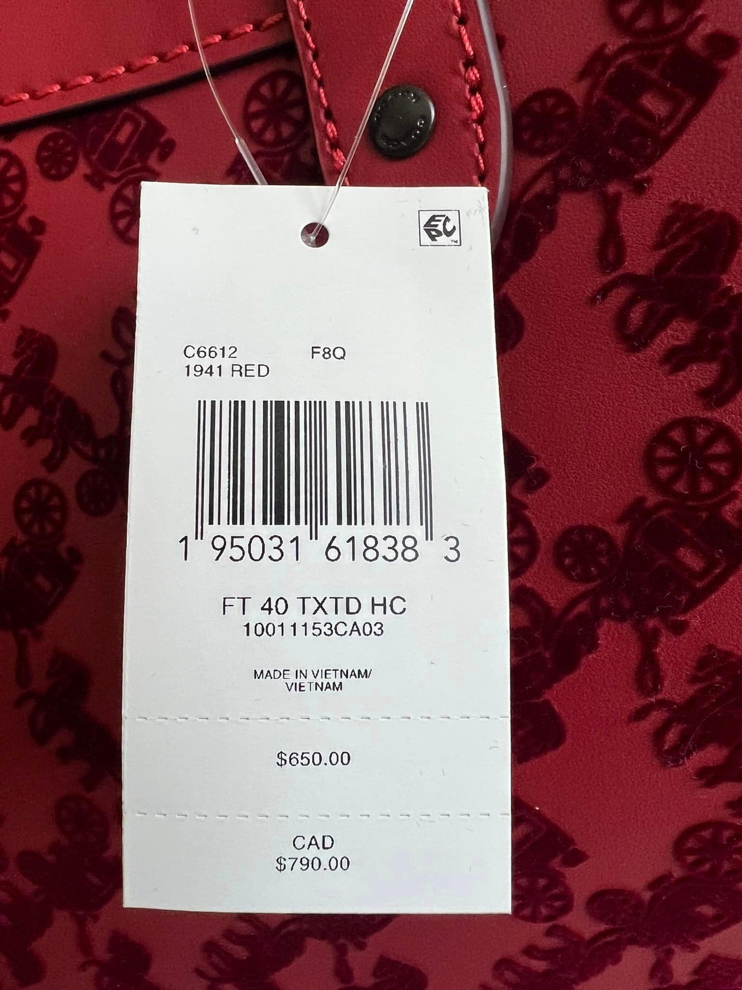 Coach Field Tote 40 with Horse and Carriage