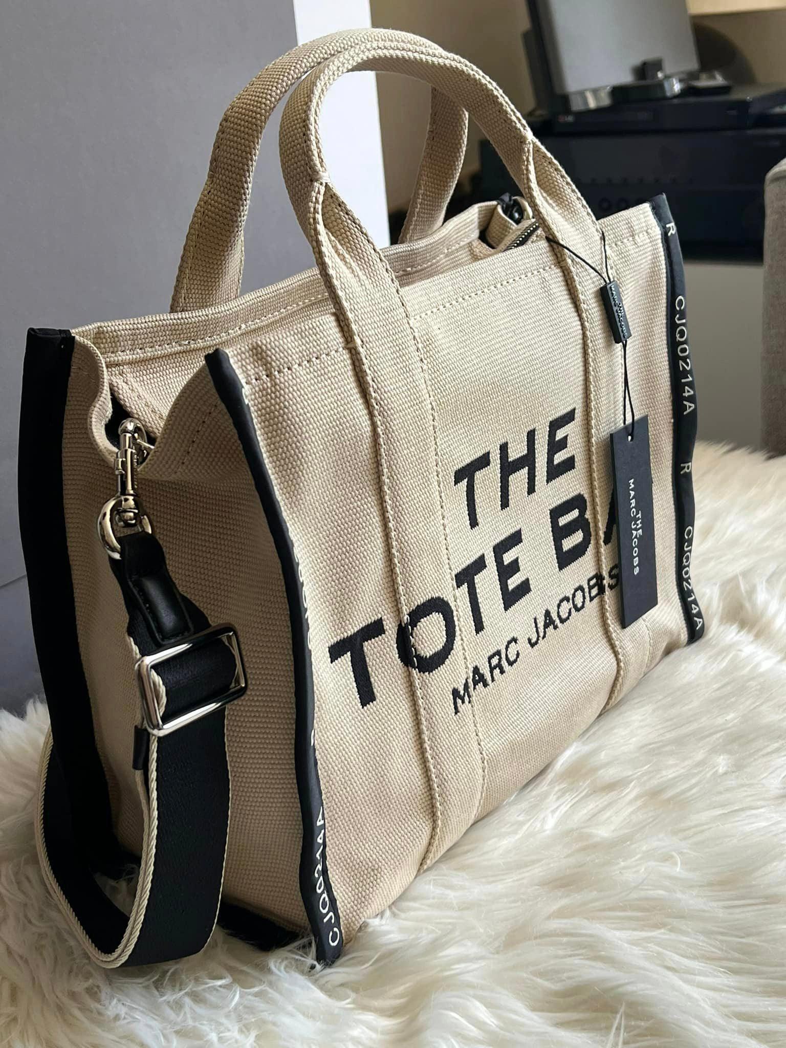 jacquard traveler tote bag Marc Jacobs The Jacquard Medium Tote Bag – Club de Mode