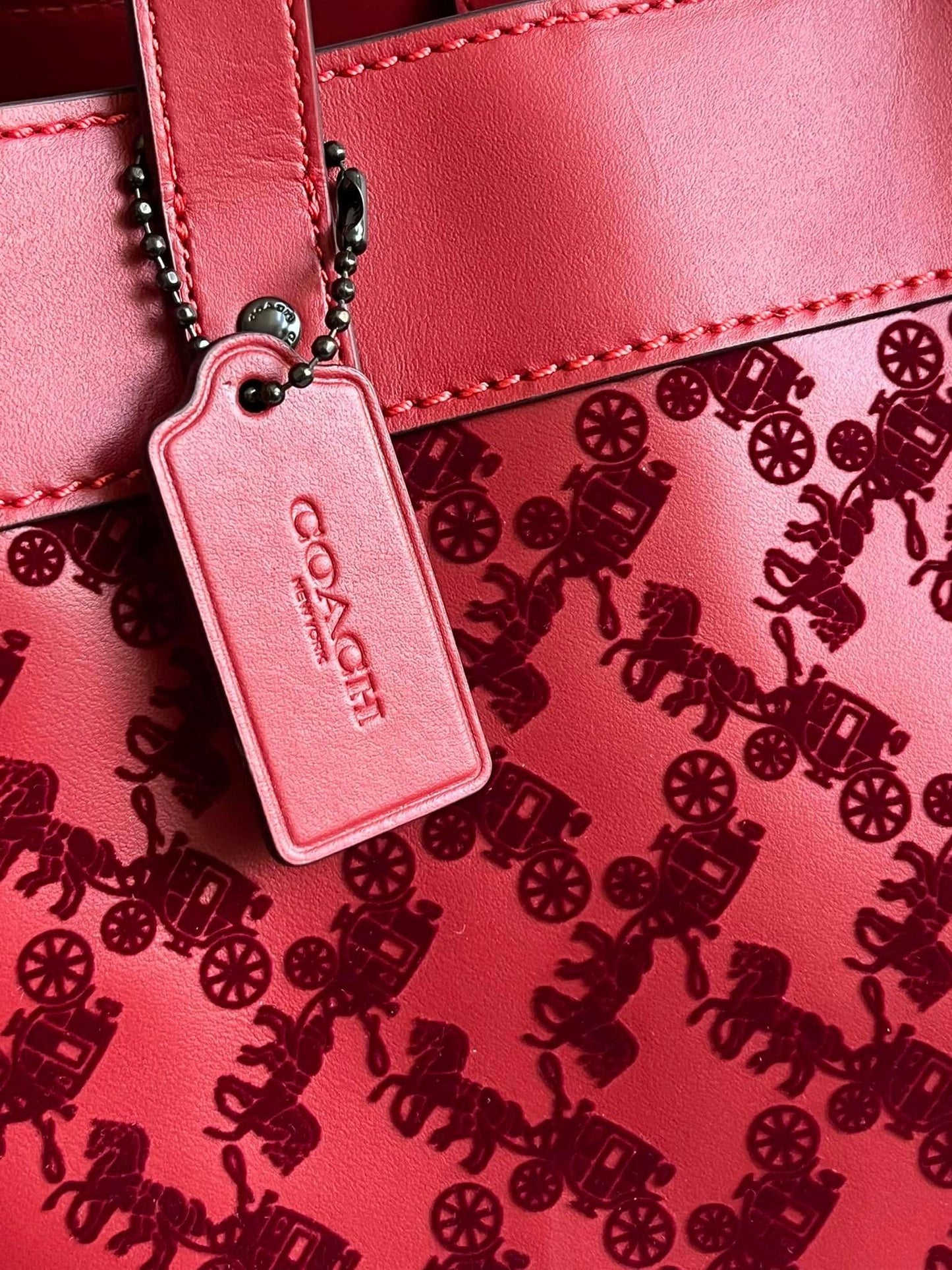 Coach Field Tote 40 with Horse and Carriage