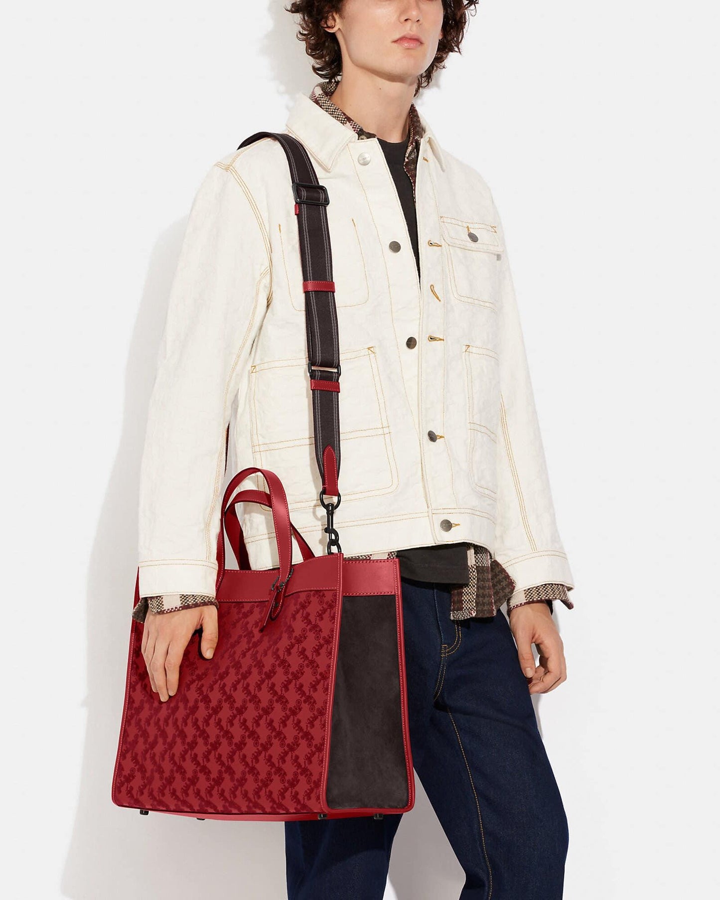 Coach Field Tote 40 with Horse and Carriage
