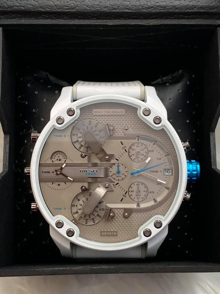 Diesel Men’s Mr. Daddy 2.0 Chronograph Leather Watch