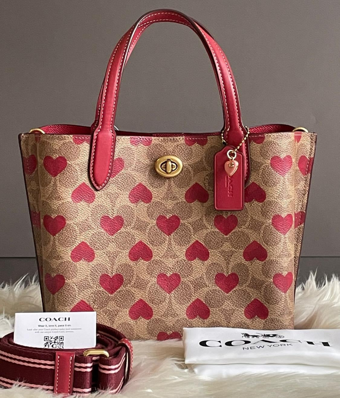 COACH Restored Willow Tote 24 In Signature Canvas With Heart Print in Pink