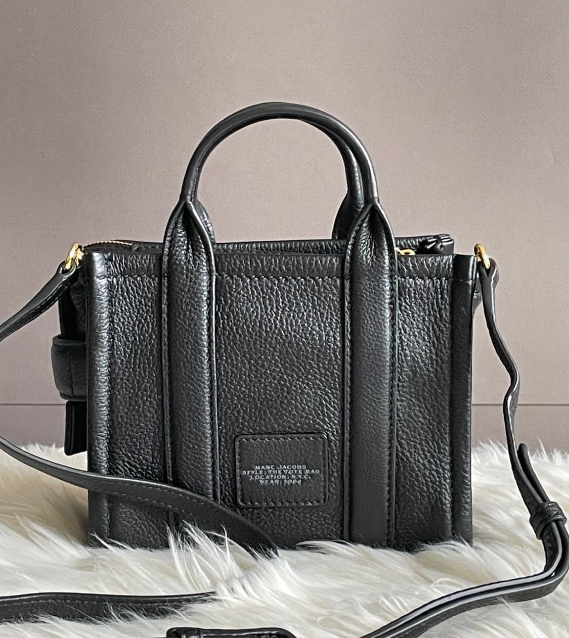 Marc Jacobs The Leather Micro Tote Bag