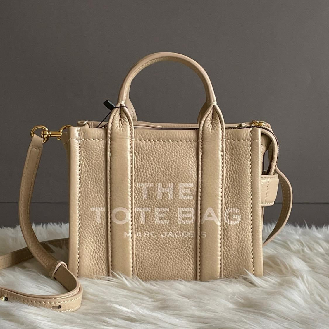 Marc Jacobs The Leather Micro Tote Bag