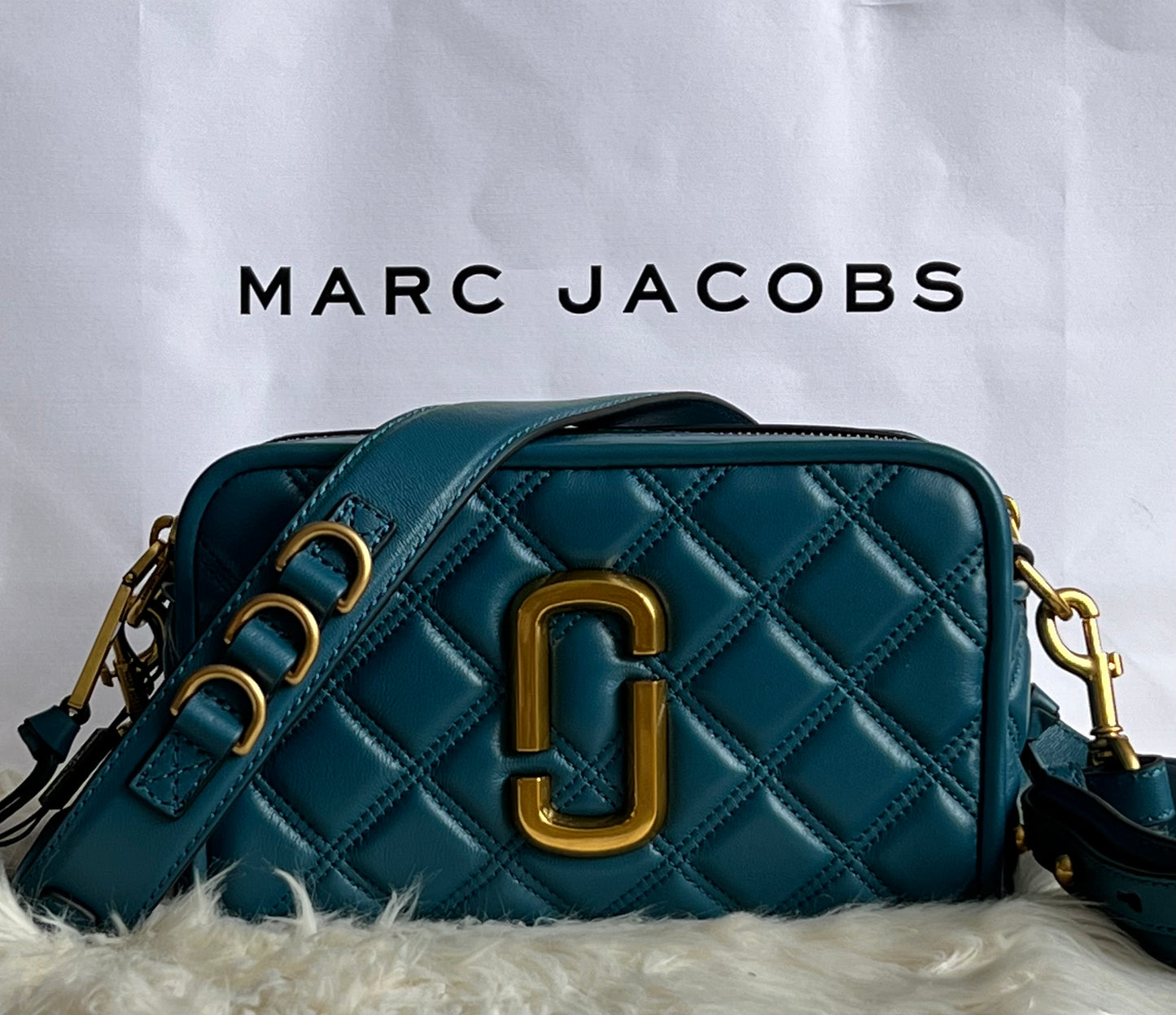 Marc Jacobs The Quilted Softshot 21 Crossbody Bag