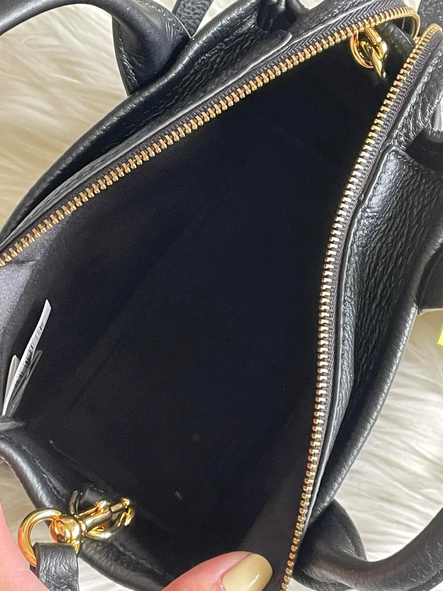 Marc Jacobs The Leather Micro Tote Bag