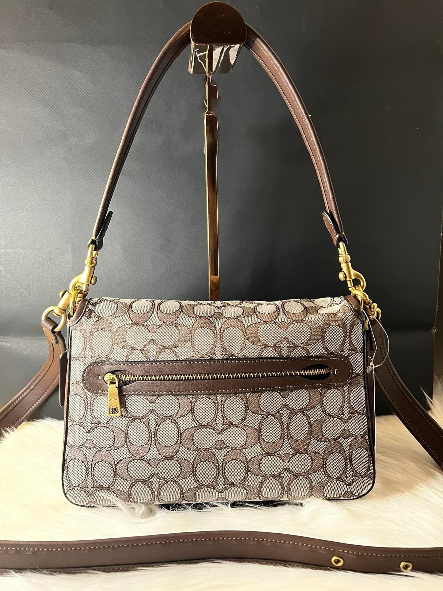 Coach Soft Tabby Shoulder Bag in Signature Jacquardn