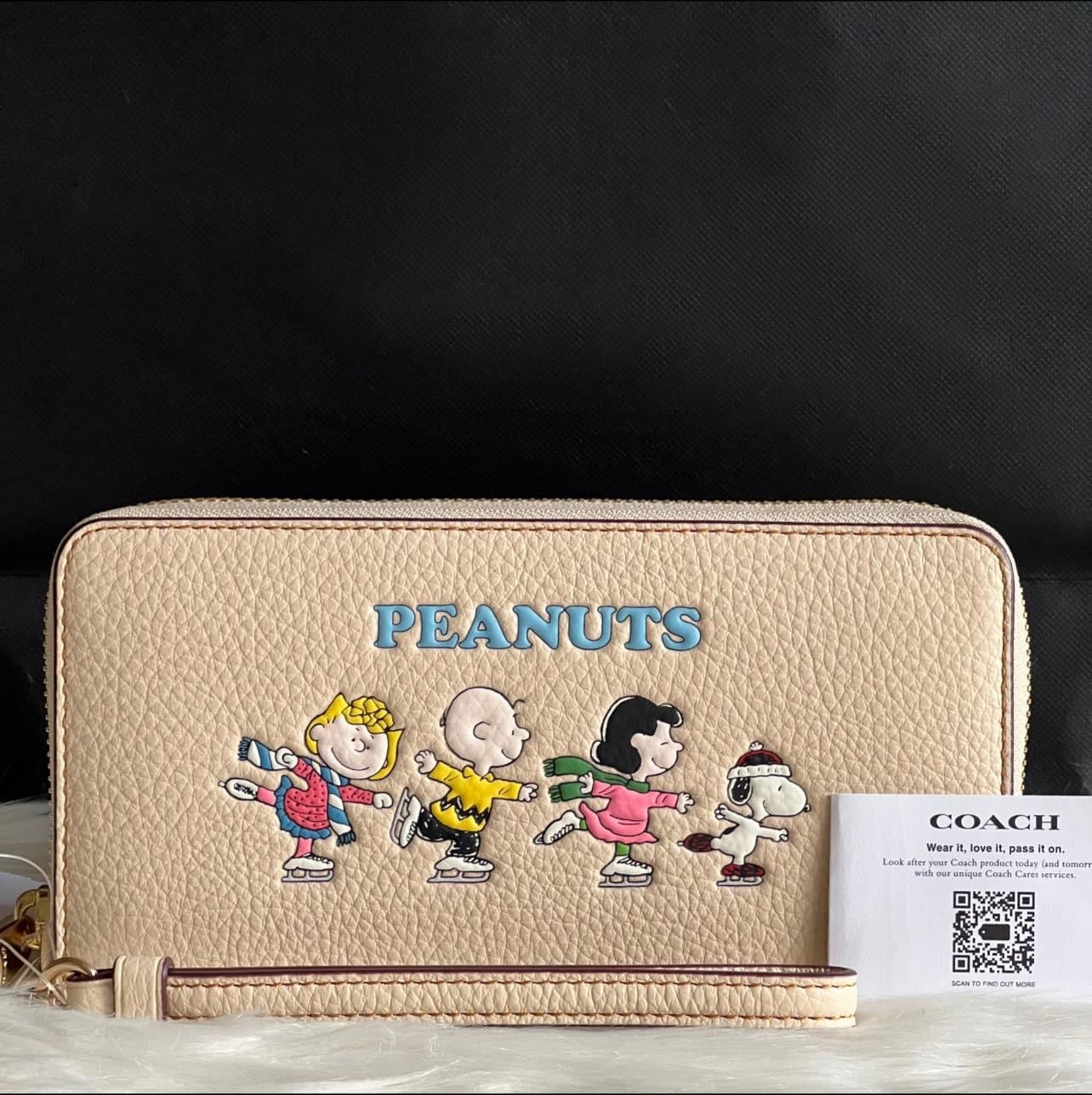 Coach X Peanuts Long Zip Around Wallet with Snoopy and Friends