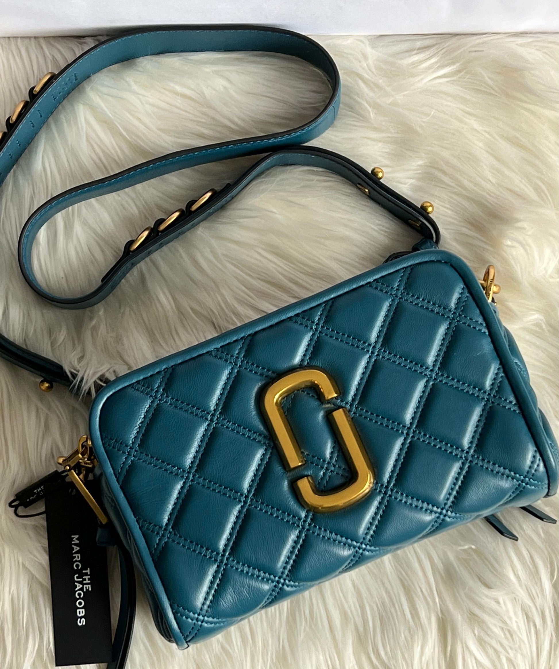 Marc Jacobs The Quilted Softshot 21 Crossbody Bag Club de Mode