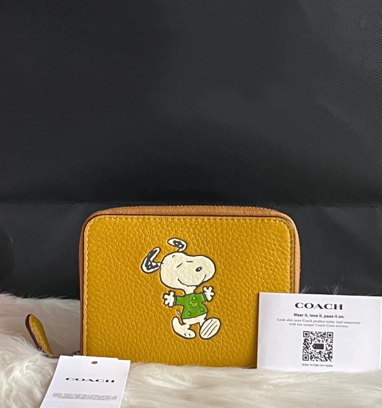 Coach X Peanuts Small Zip Around Wallet with Snoopy Walk Motif