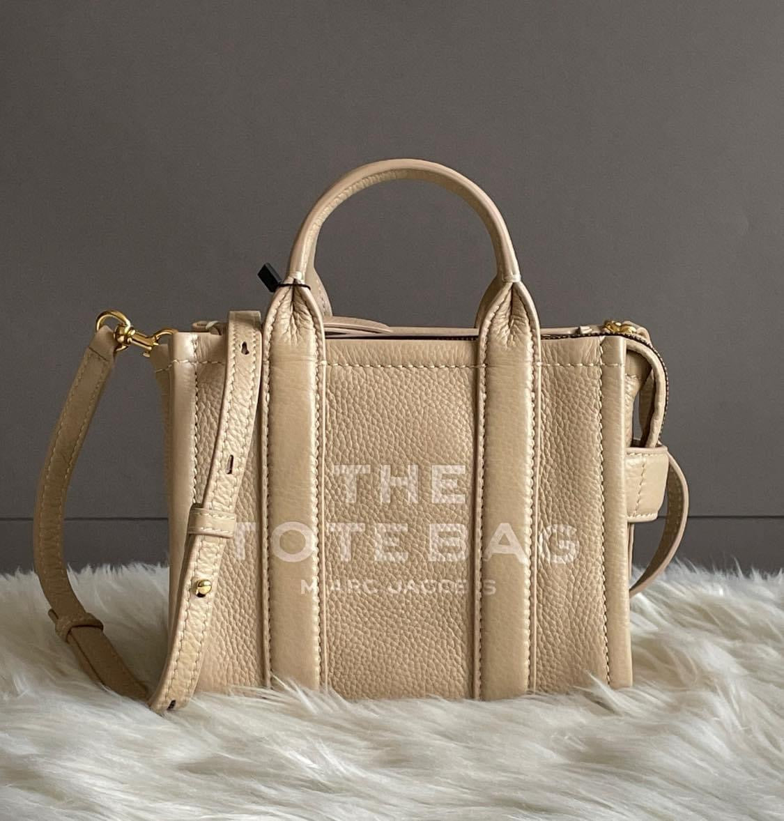 Marc Jacobs The Leather Micro Tote Bag